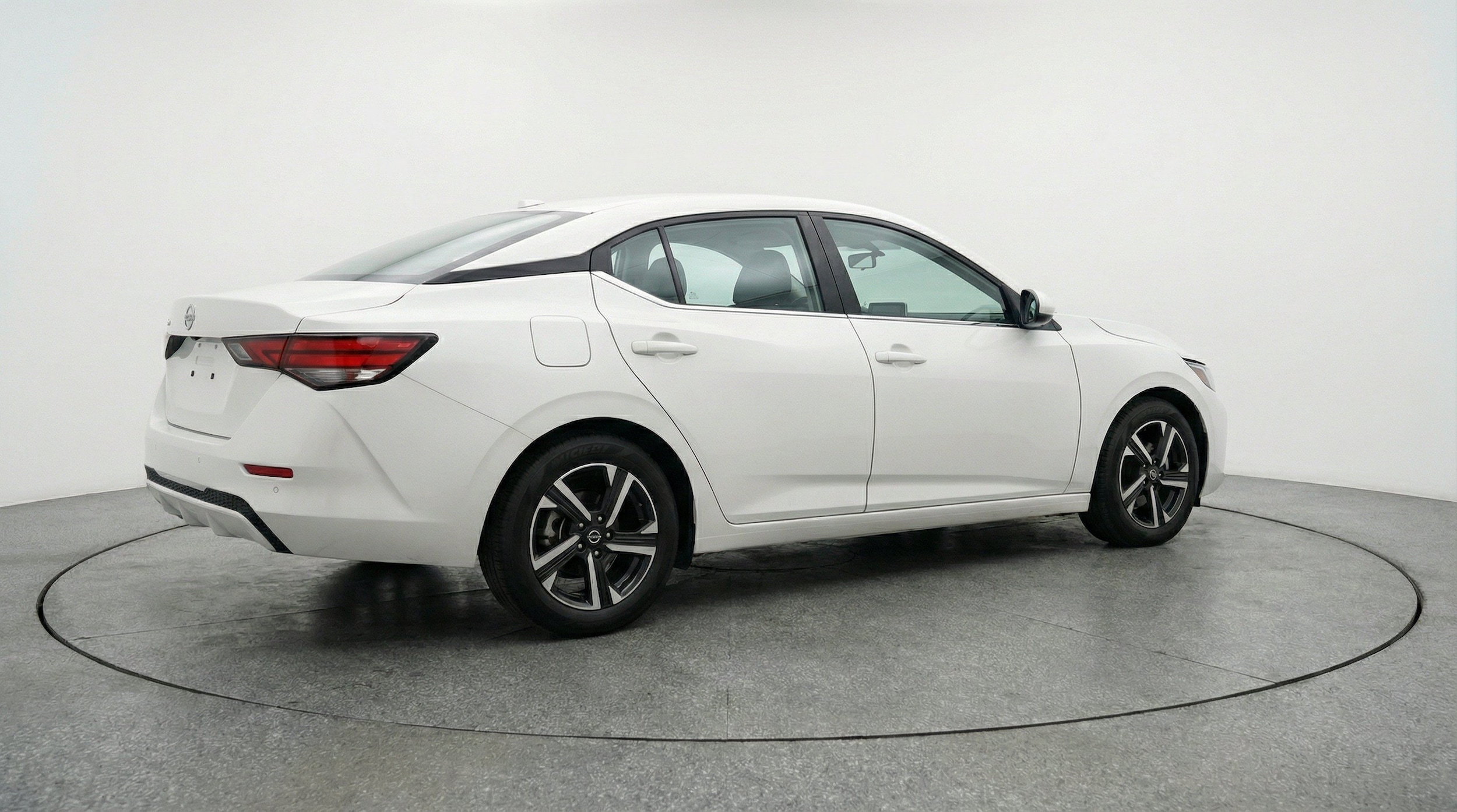 Thumbnail: 2025 Nissan Sentra - 9