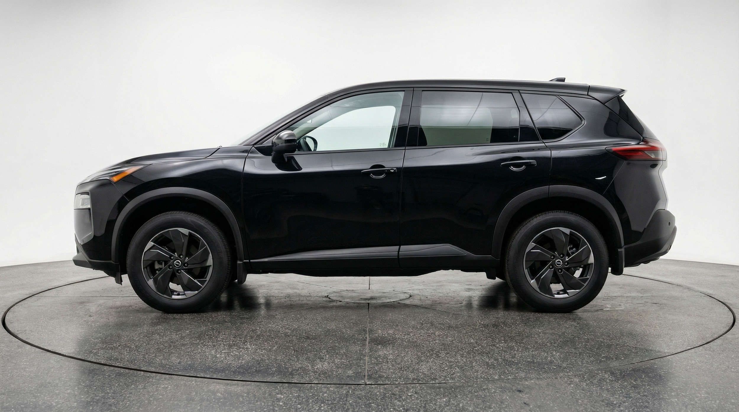 Thumbnail: 2025 Nissan Rogue - 4