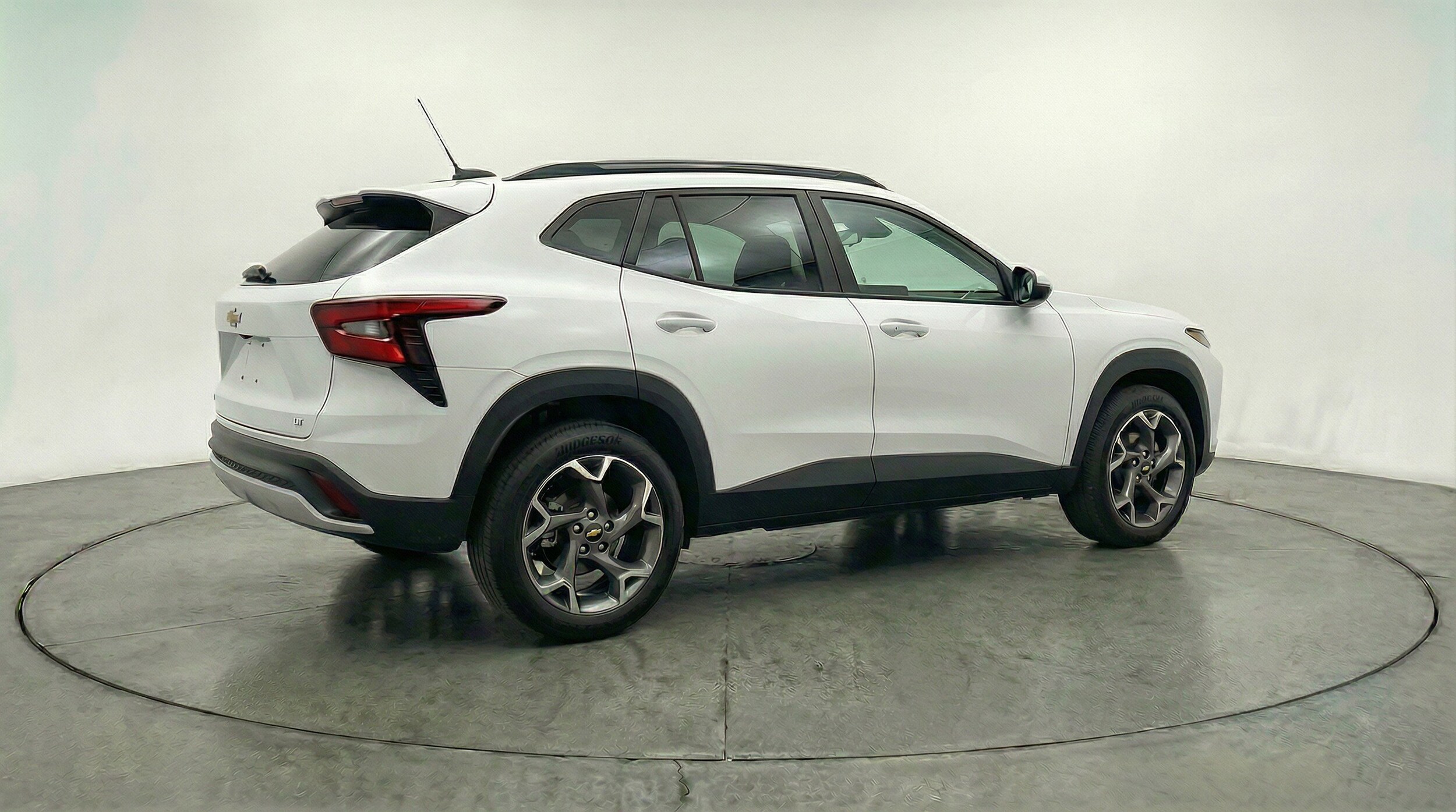 Thumbnail: 2025 Chevrolet Trax - 9