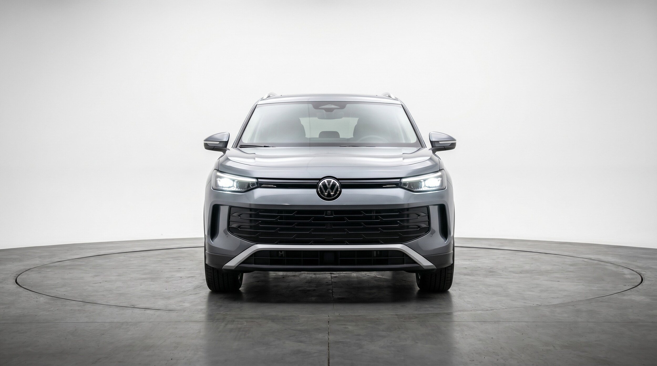 Thumbnail: 2026 Volkswagen Tiguan - 2