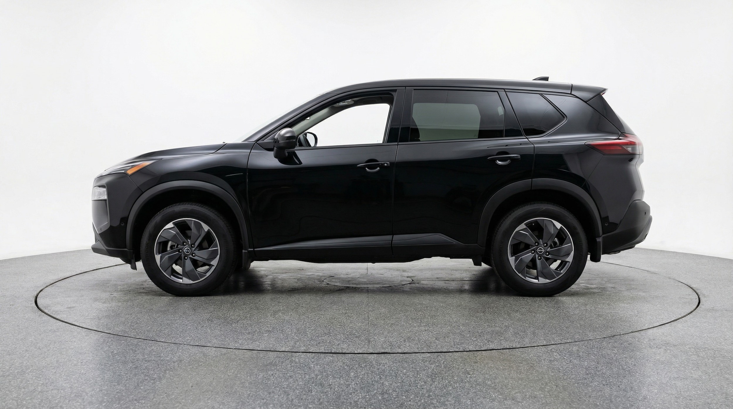 Thumbnail: 2025 Nissan Rogue - 4