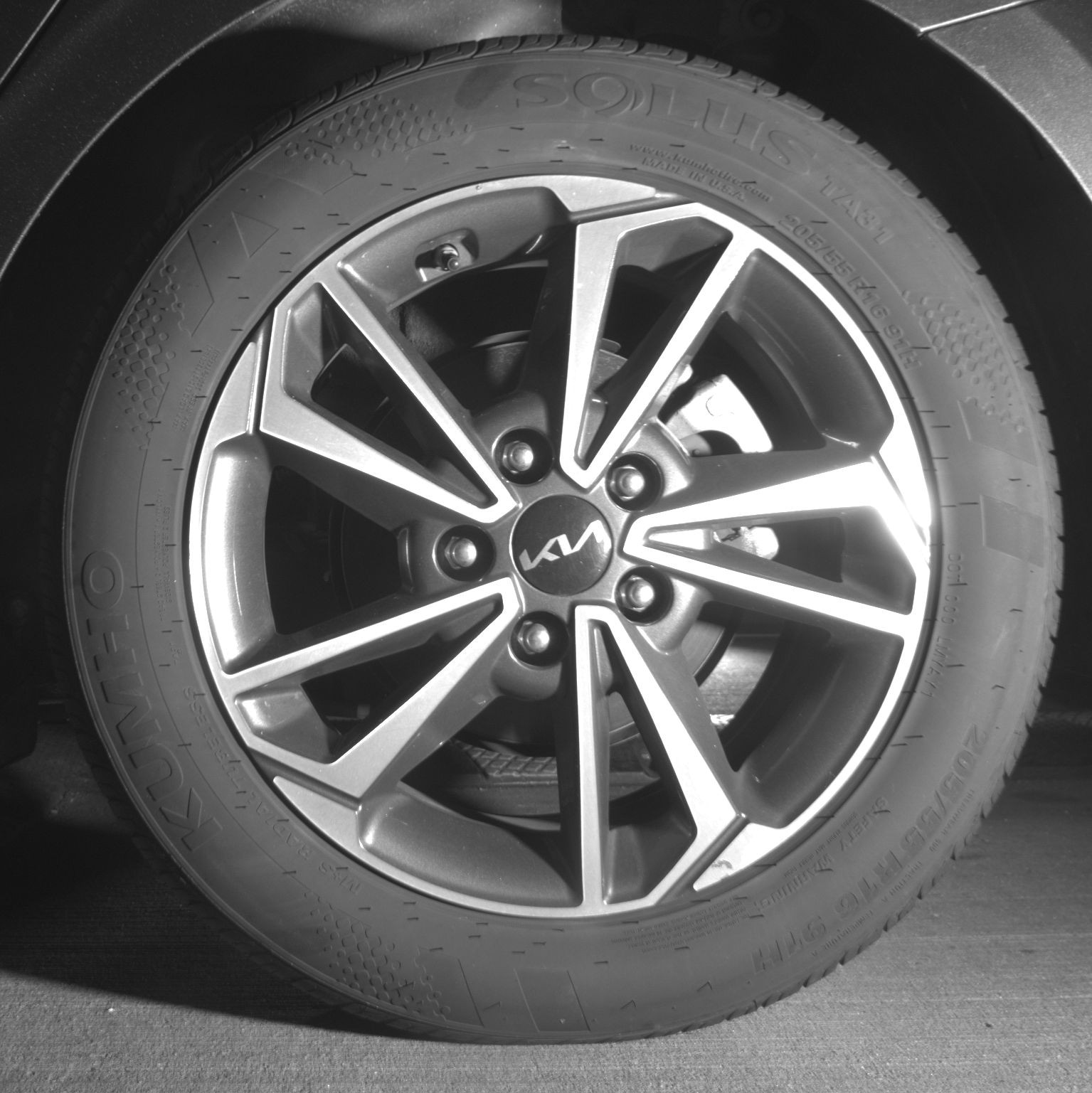 Thumbnail: 2024 Kia Forte - 11