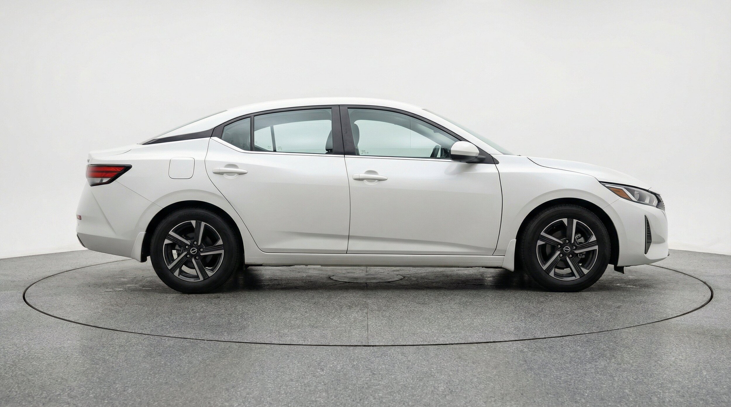 Thumbnail: 2025 Nissan Sentra - 11