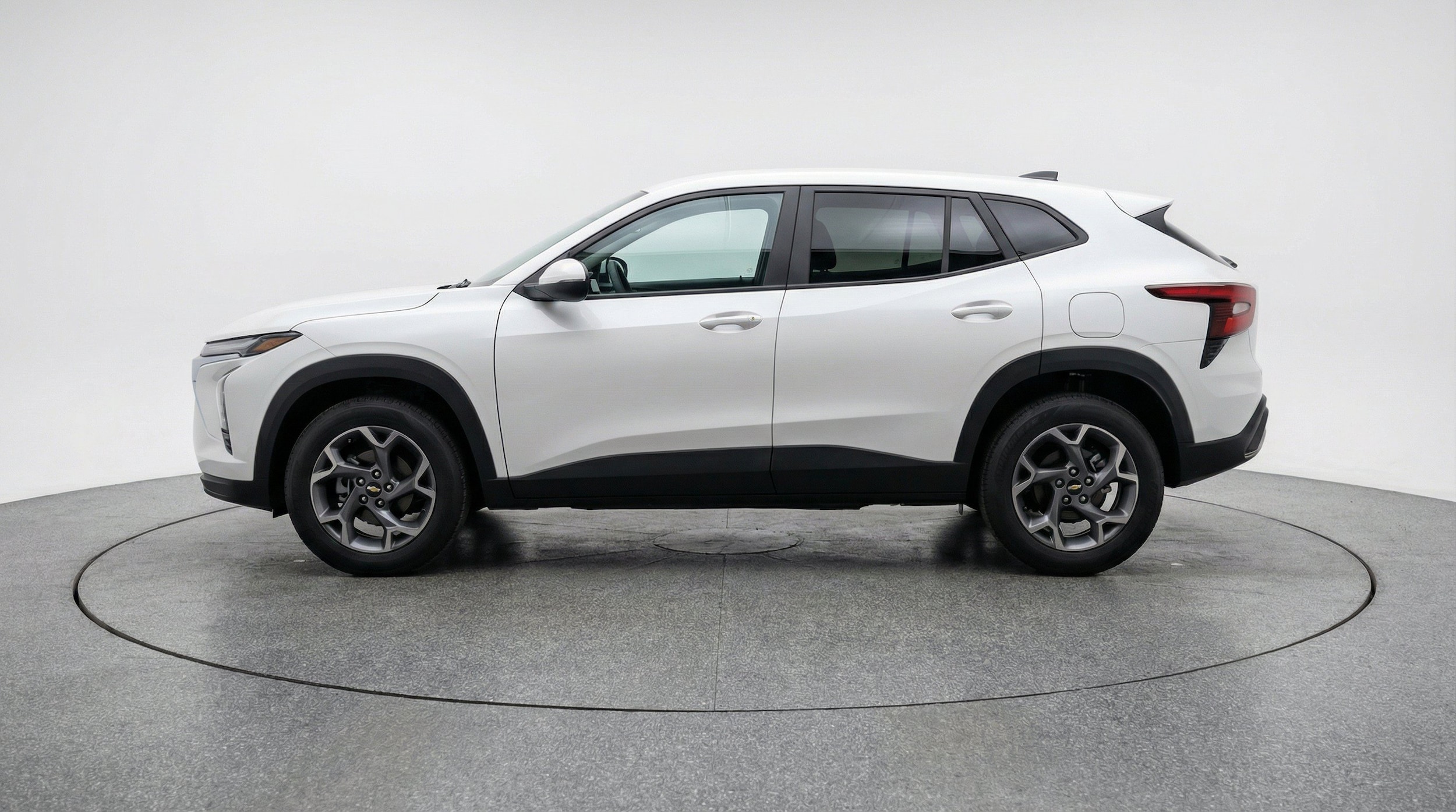 Thumbnail: 2025 Chevrolet Trax - 5