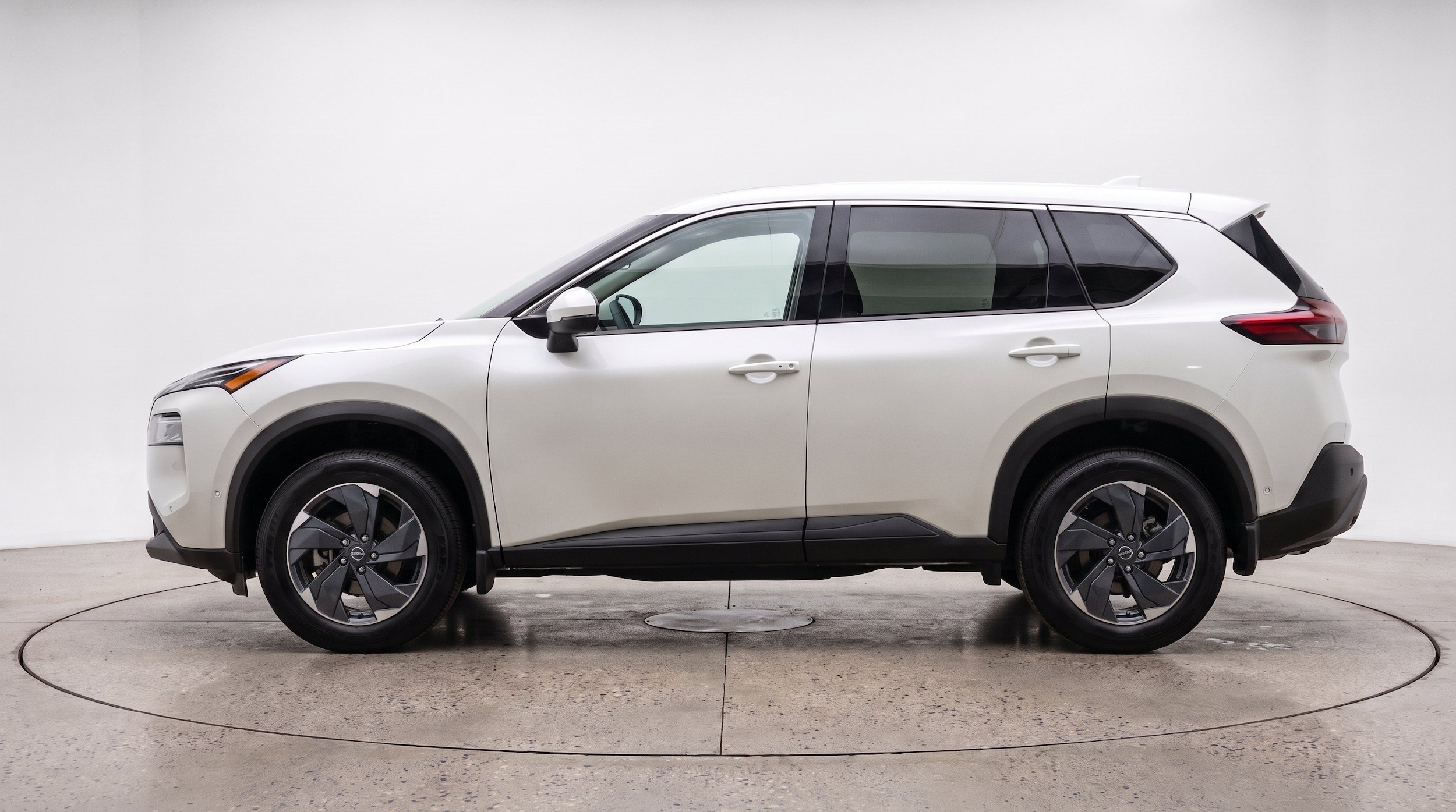 Thumbnail: 2025 Nissan Rogue - 5