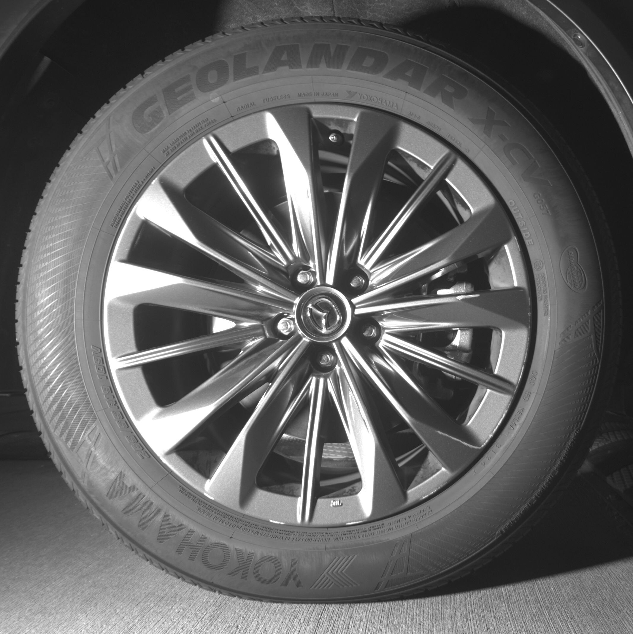 Thumbnail: 2025 Mazda CX-70 - 12