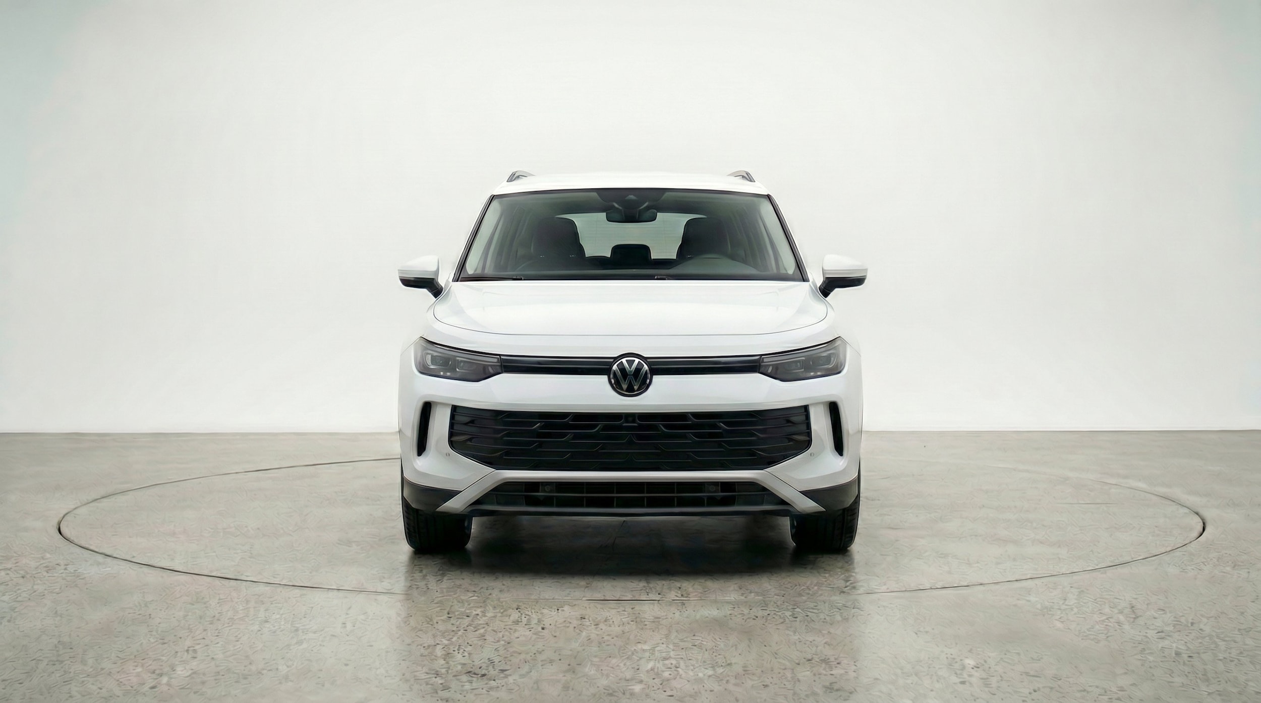 Thumbnail: 2026 Volkswagen Tiguan - 2