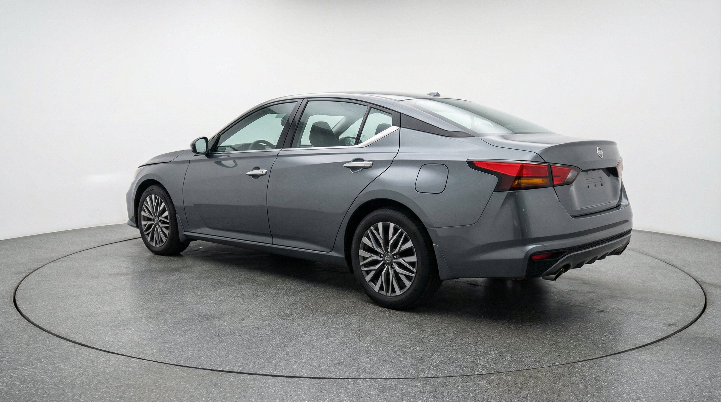 Thumbnail: 2025 Nissan Altima - 6