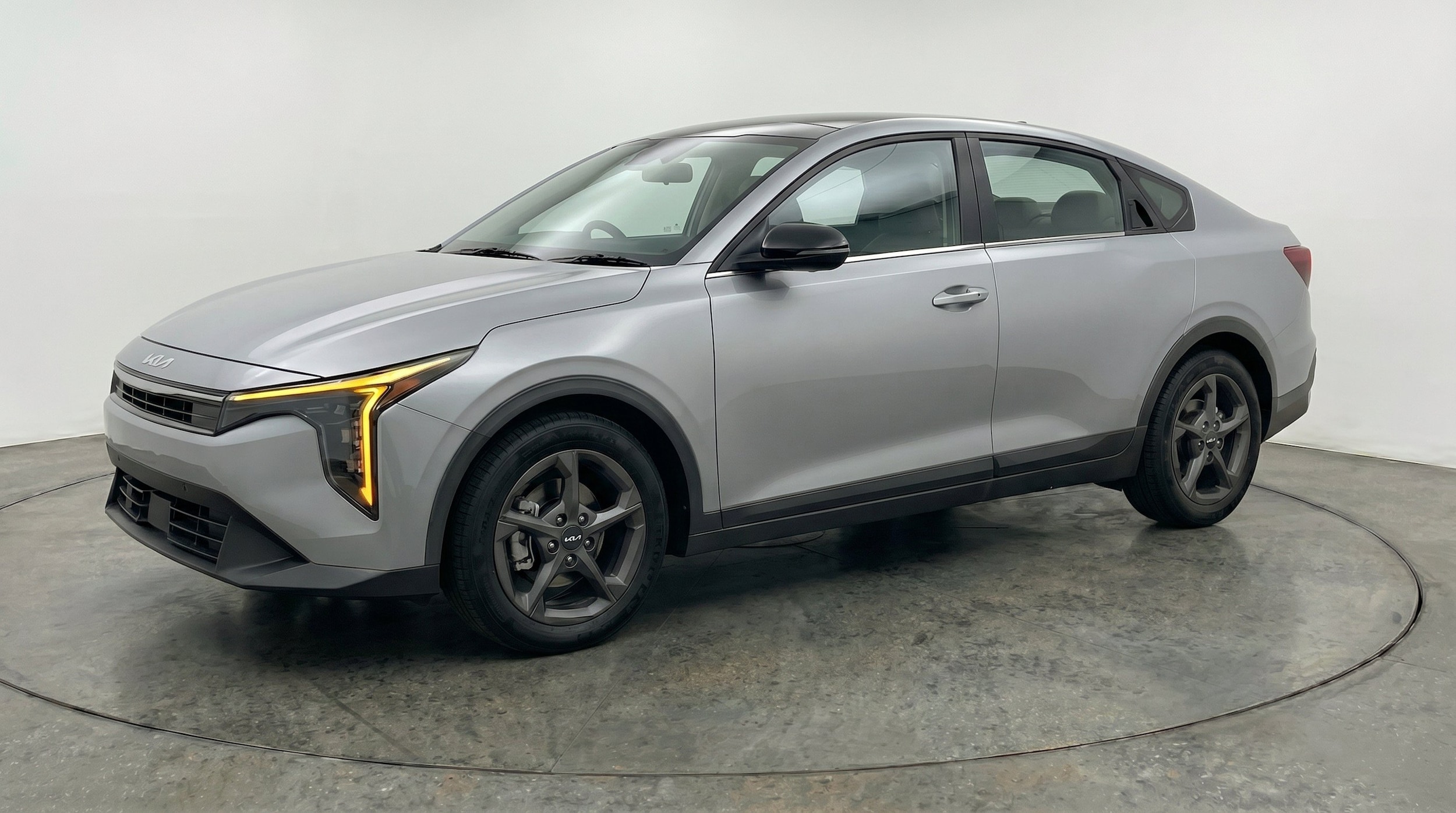 Thumbnail: 2026 Kia K4 - 3