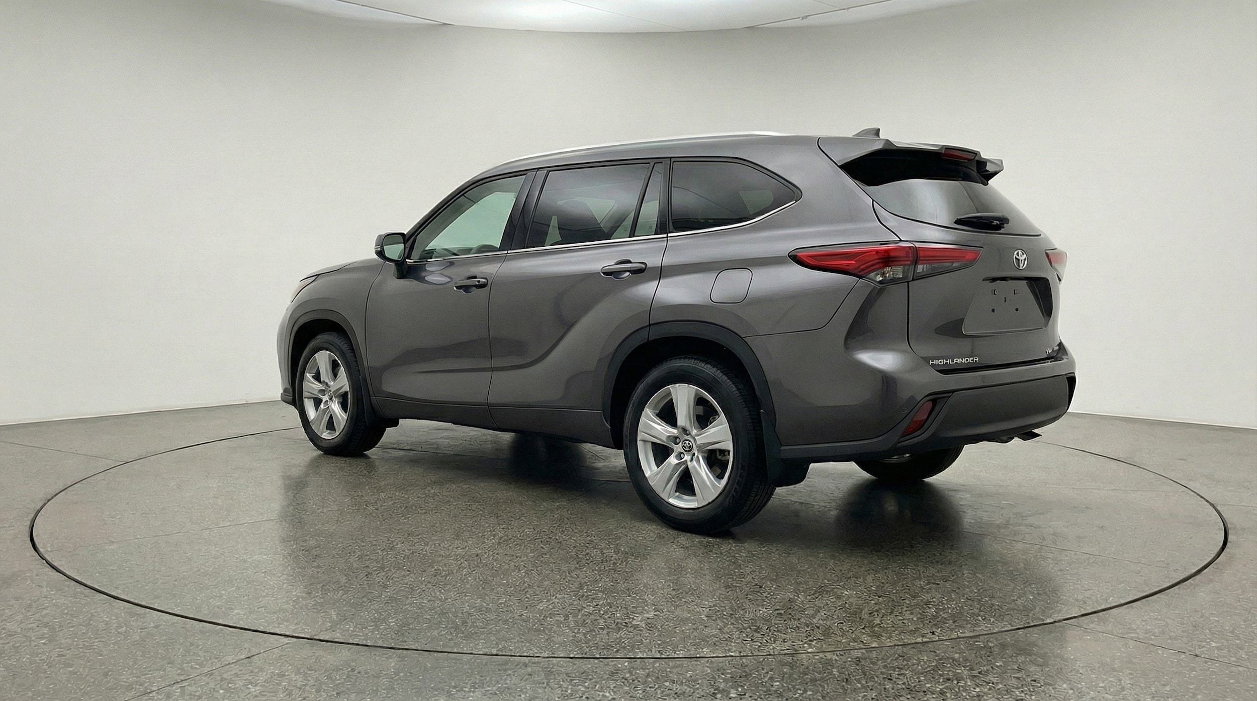 Thumbnail: 2025 Toyota Highlander - 6