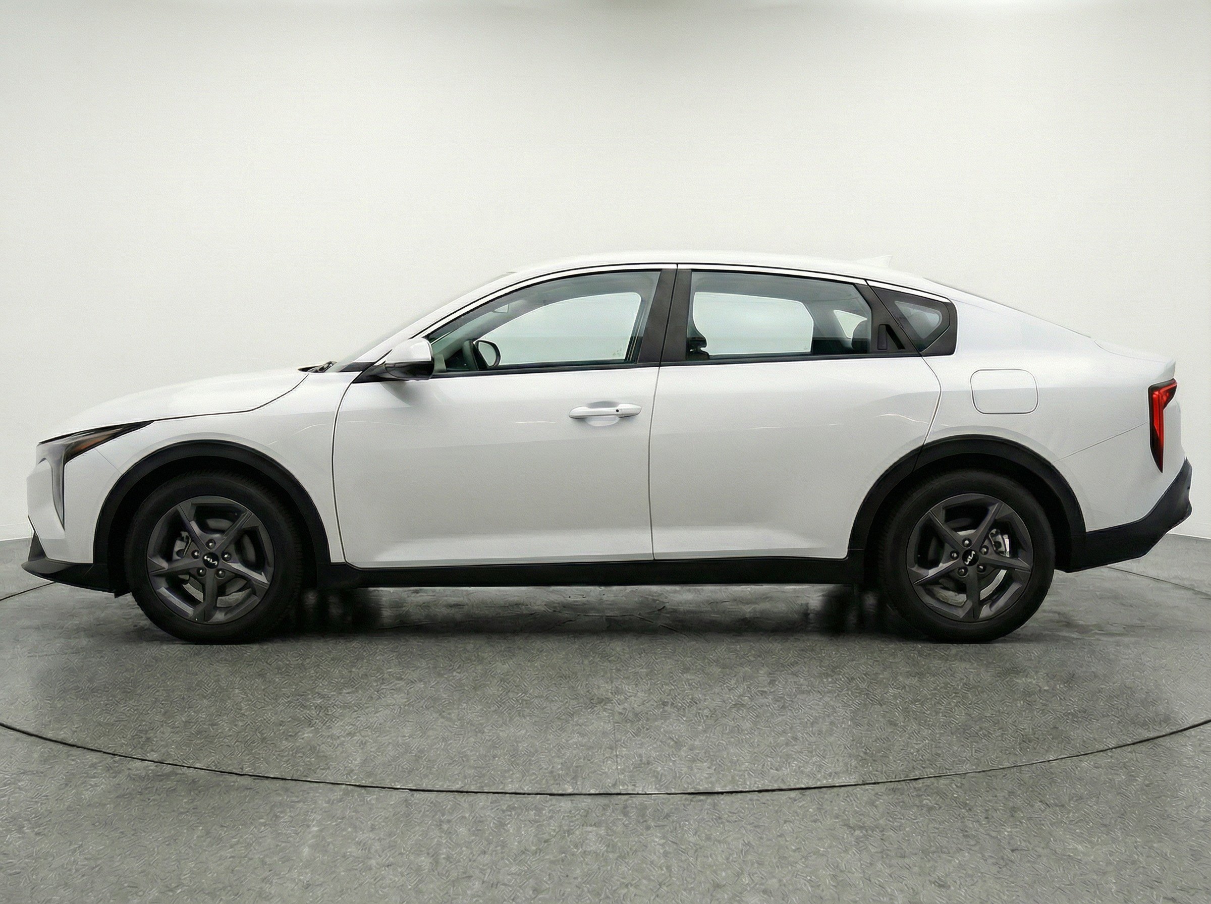 Thumbnail: 2025 Kia K4 - 5