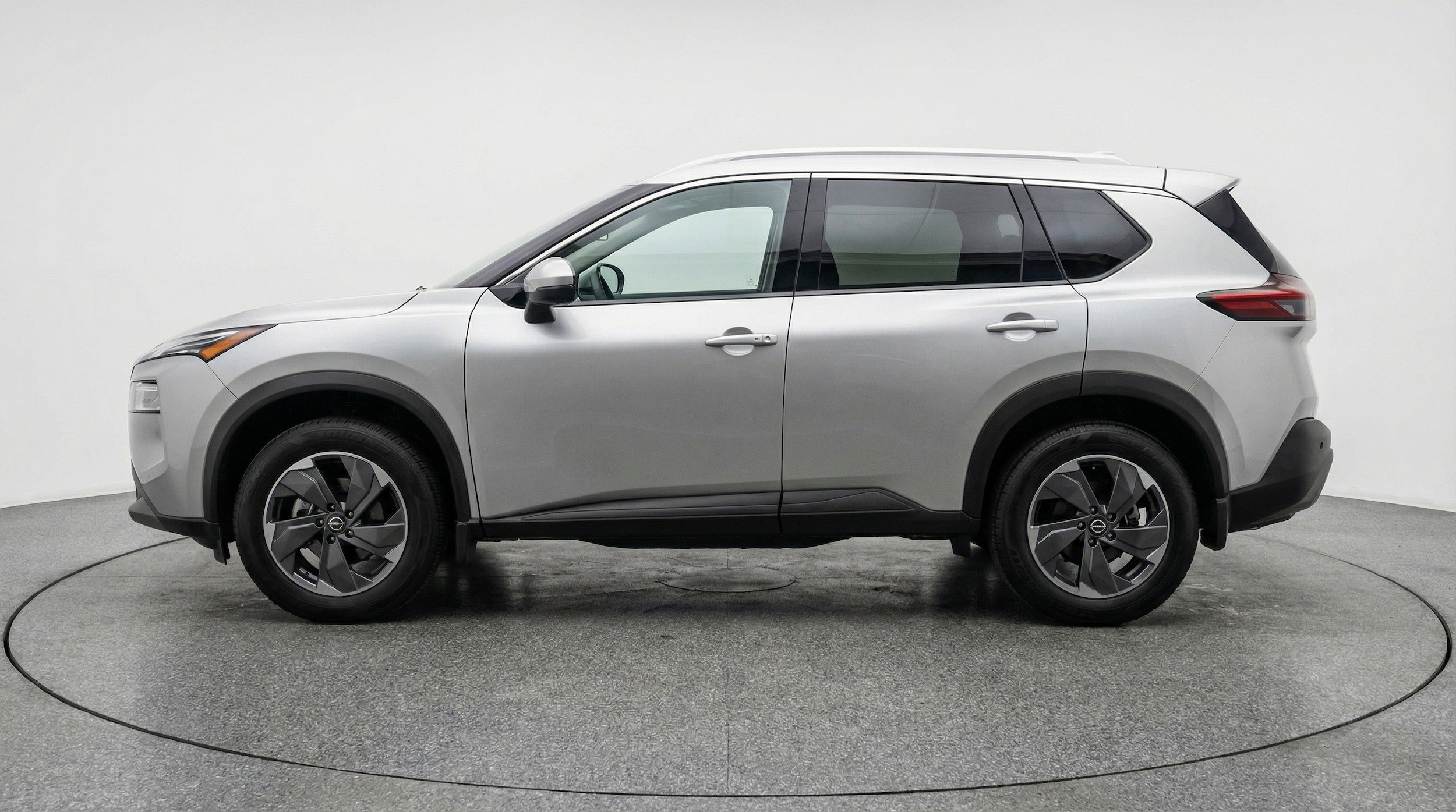 Thumbnail: 2025 Nissan Rogue - 5