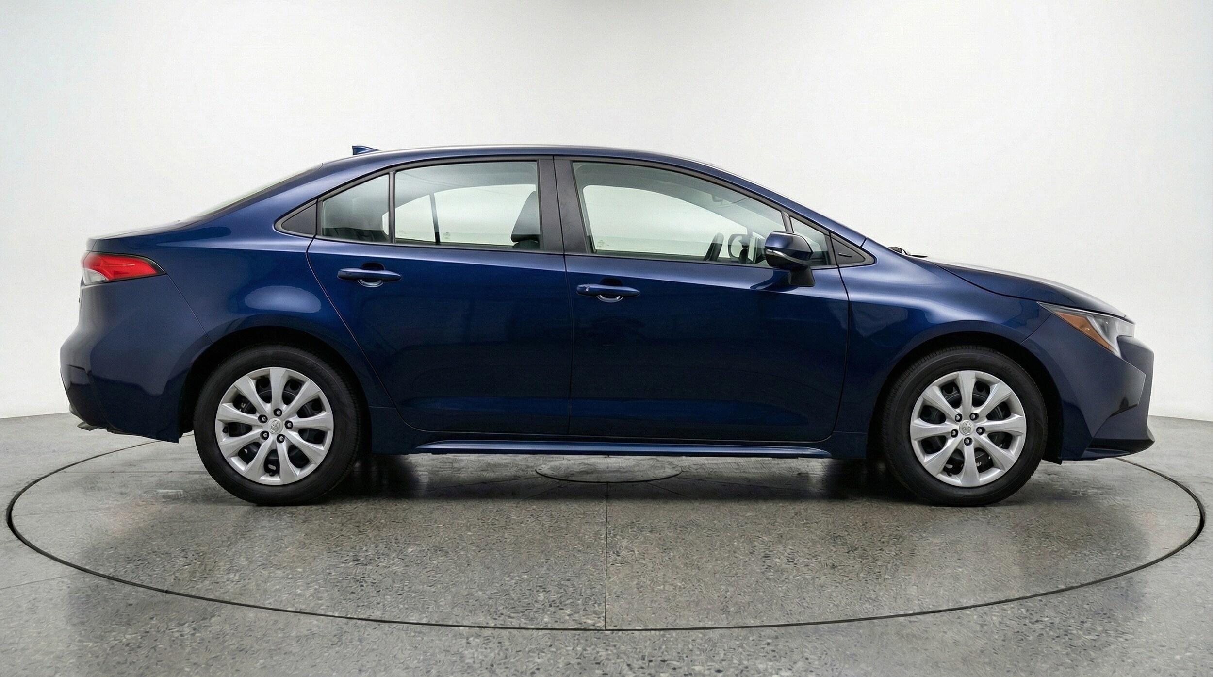 Thumbnail: 2025 Toyota Corolla - 11