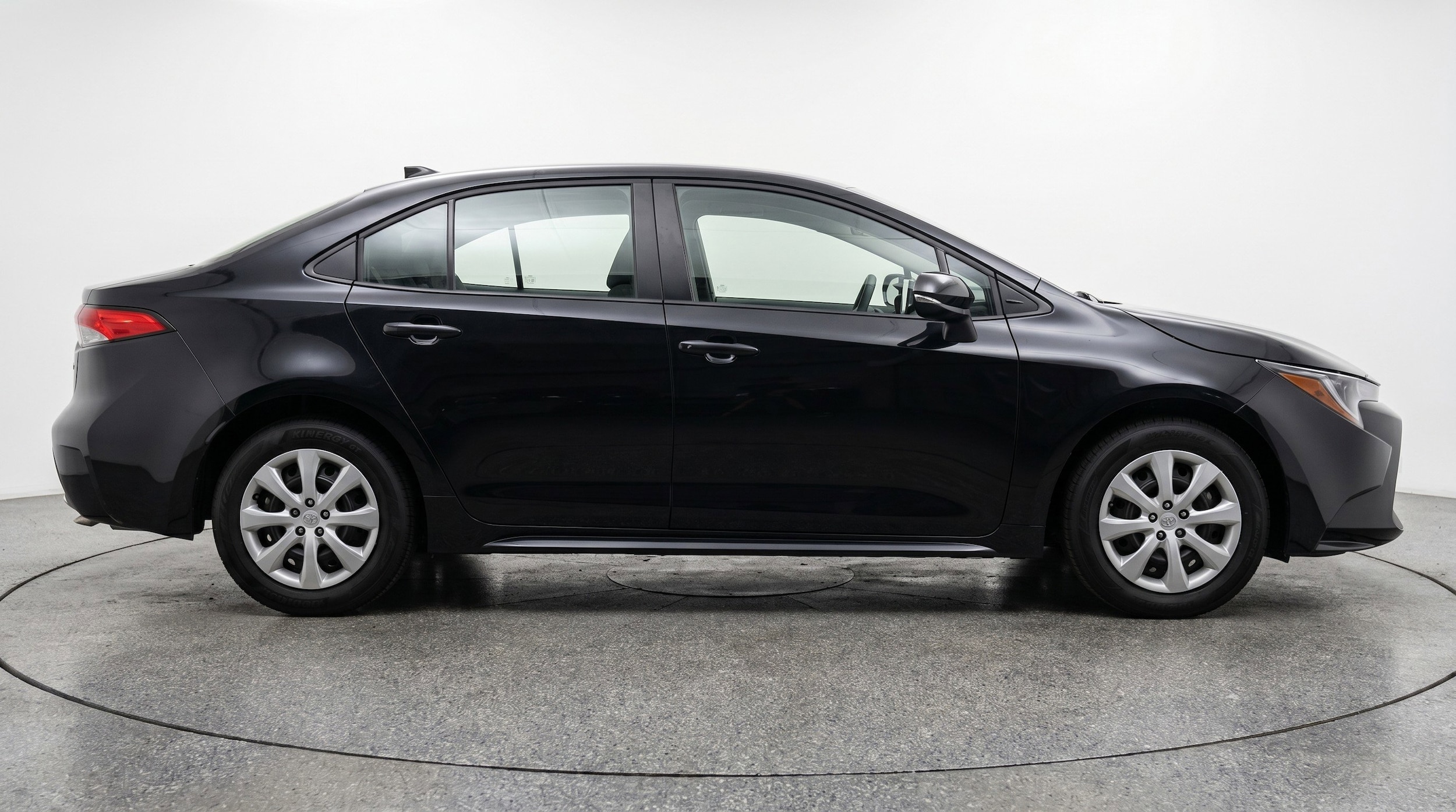 Thumbnail: 2025 Toyota Corolla - 11