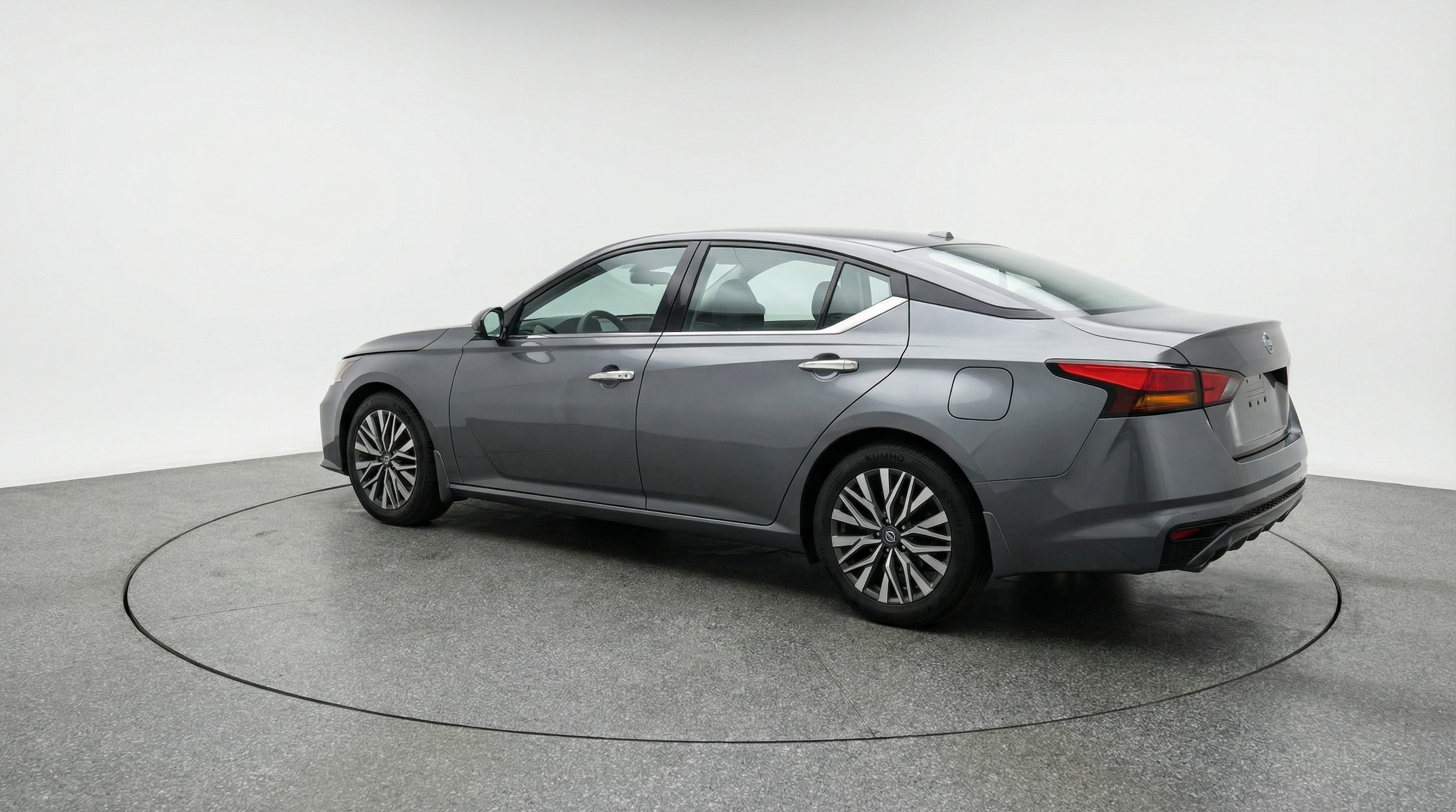 Thumbnail: 2025 Nissan Altima - 5