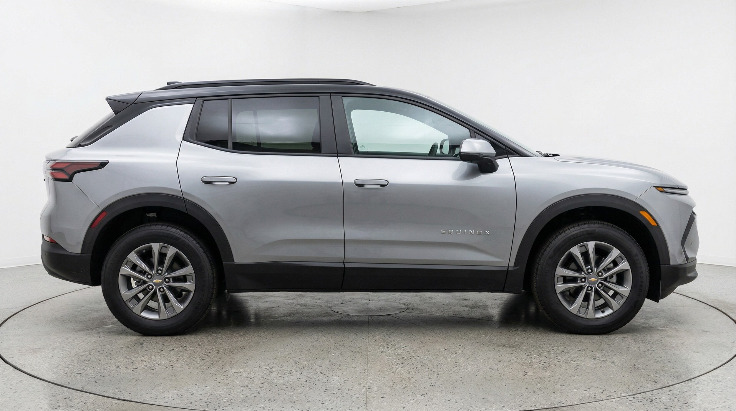 Thumbnail: 2025 Chevrolet Equinox - 8