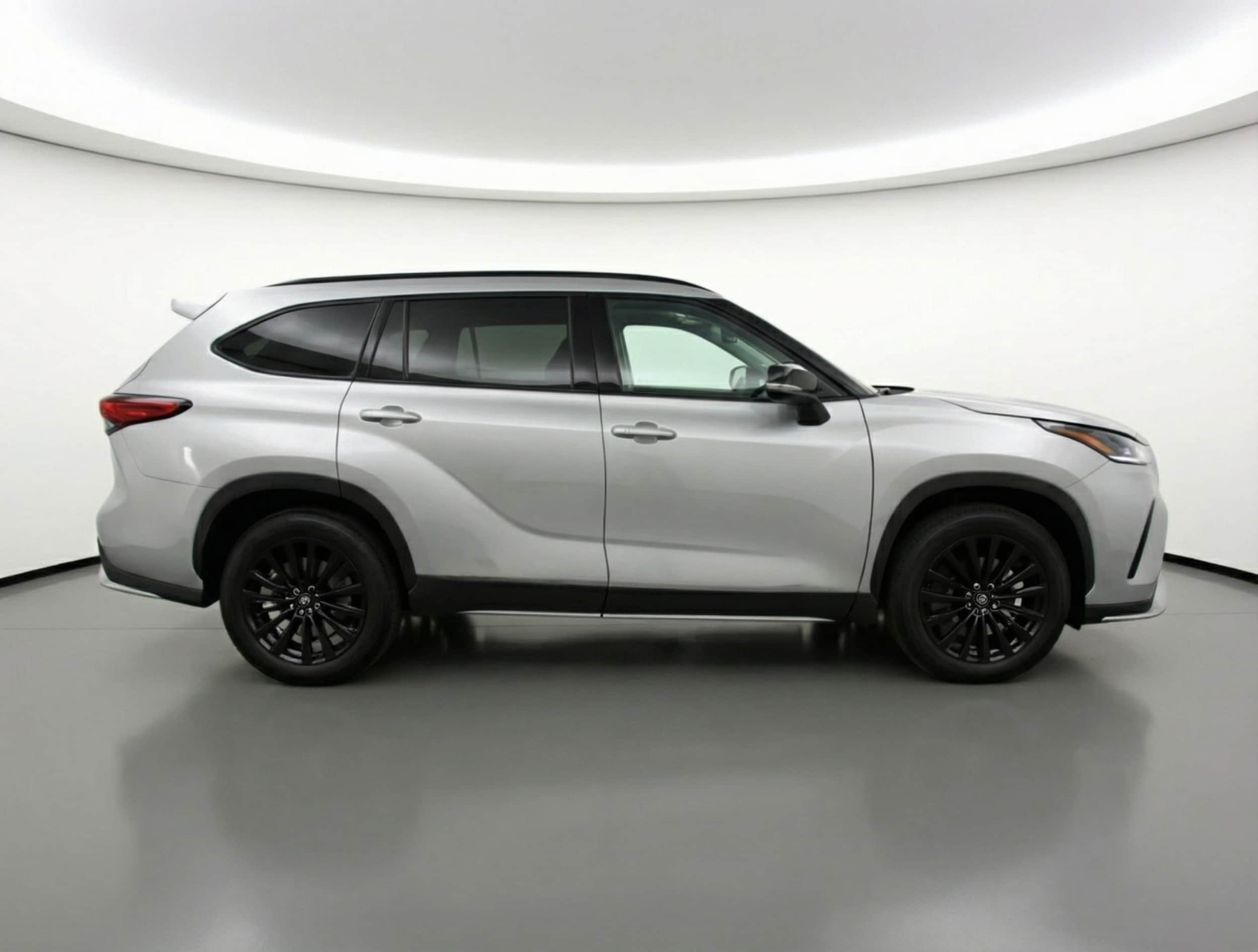 Thumbnail: 2025 Toyota Highlander - 8
