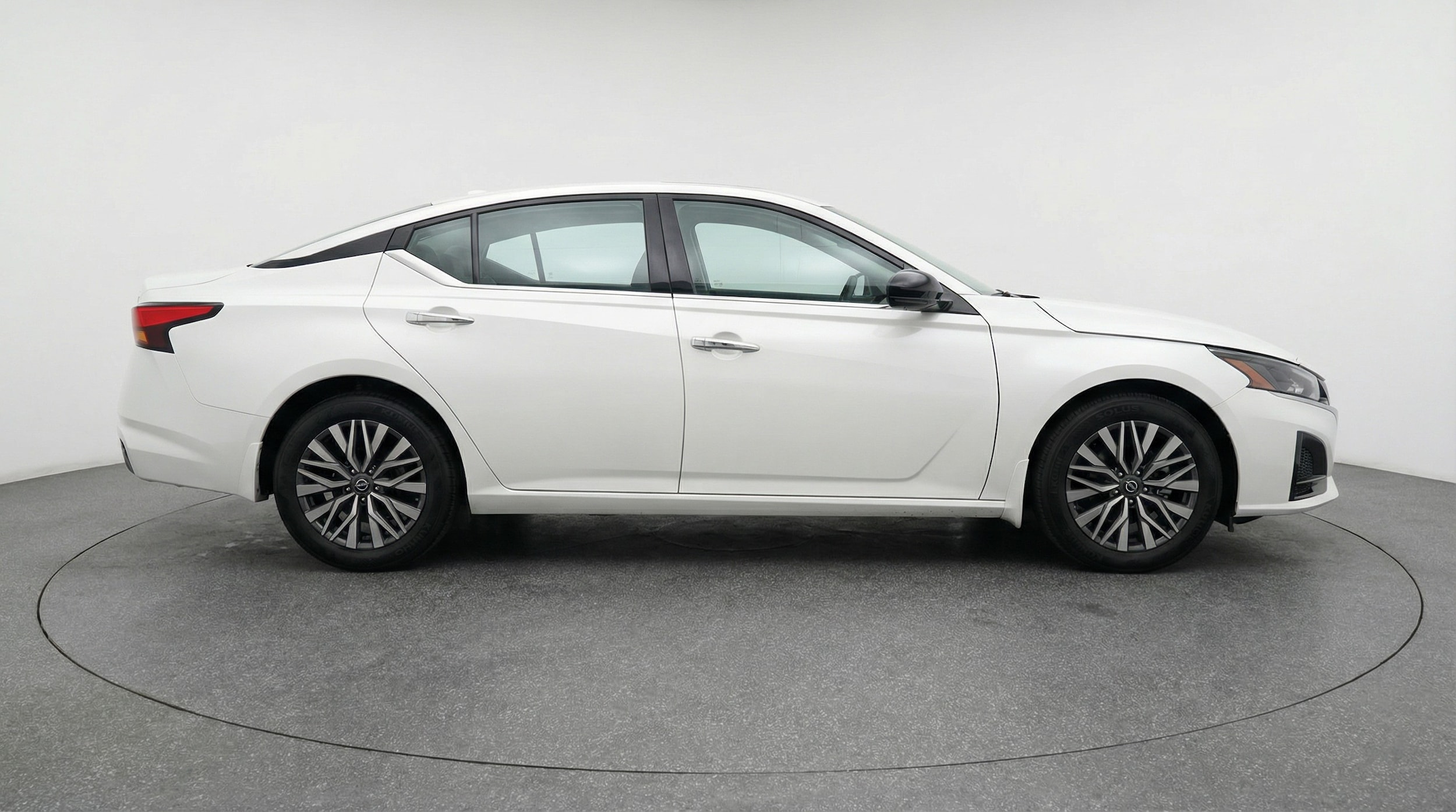 Thumbnail: 2025 Nissan Altima - 8