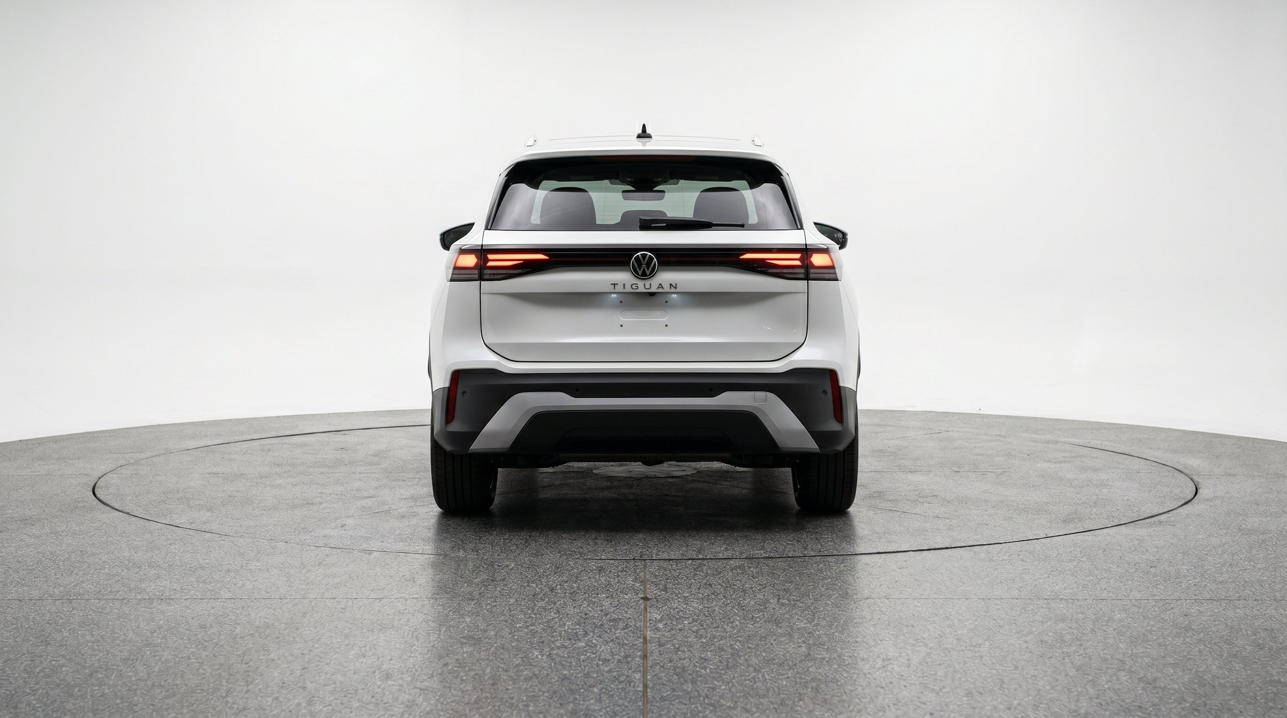 Thumbnail: 2026 Volkswagen Tiguan - 7