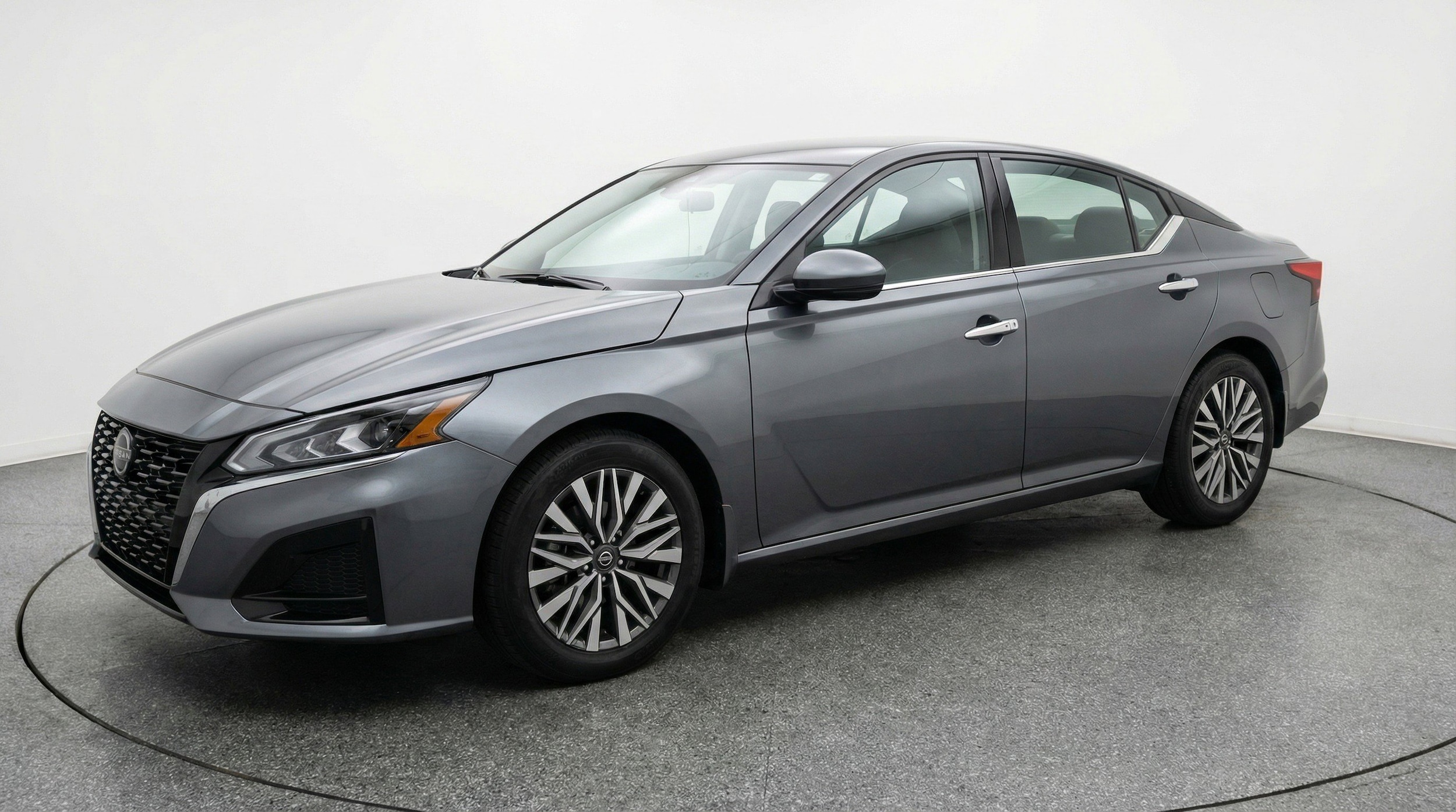 Thumbnail: 2025 Nissan Altima - 3