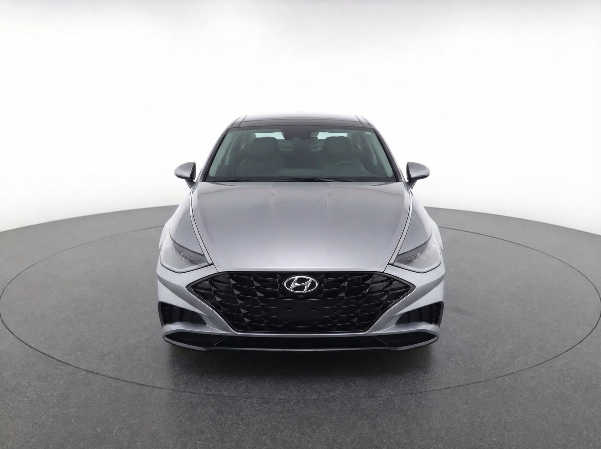 Thumbnail: 2023 Hyundai Sonata - 2
