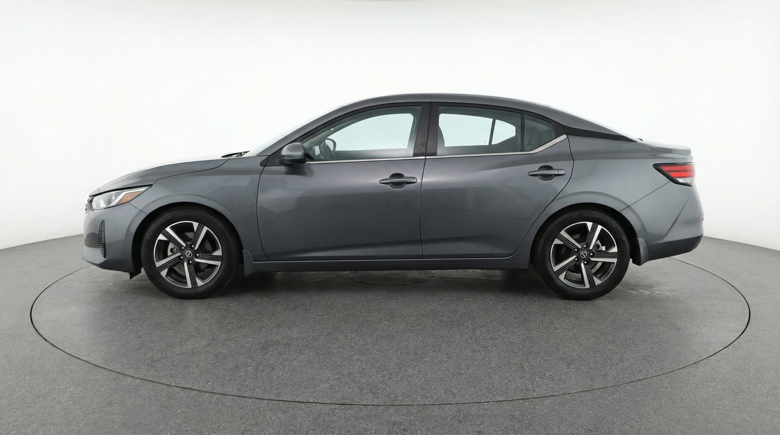 Thumbnail: 2025 Nissan Sentra - 5