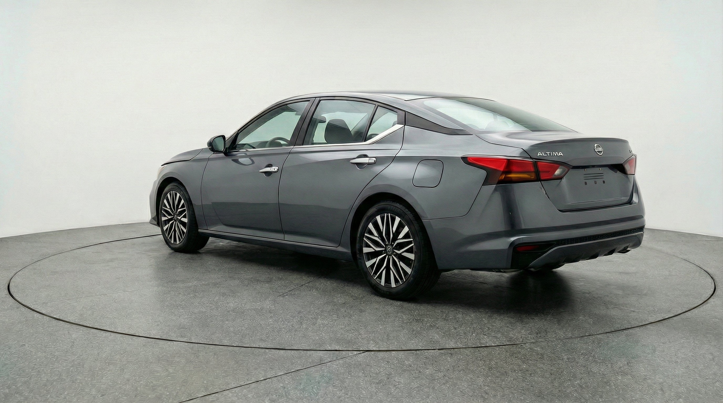 Thumbnail: 2025 Nissan Altima - 6