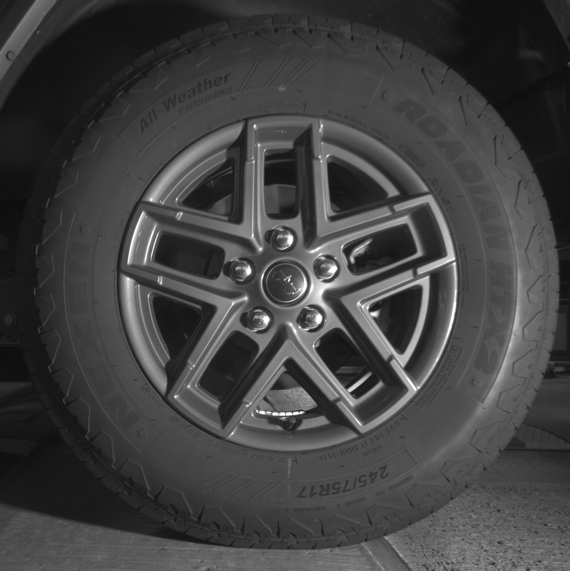 Thumbnail: 2025 Jeep Wrangler - 14