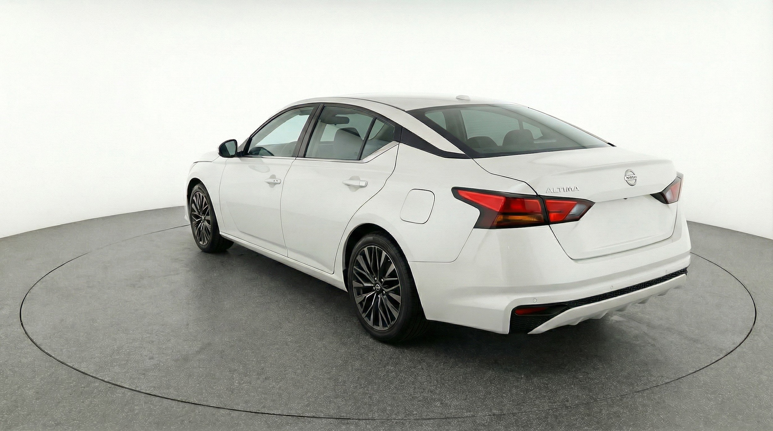 Thumbnail: 2025 Nissan Altima - 6
