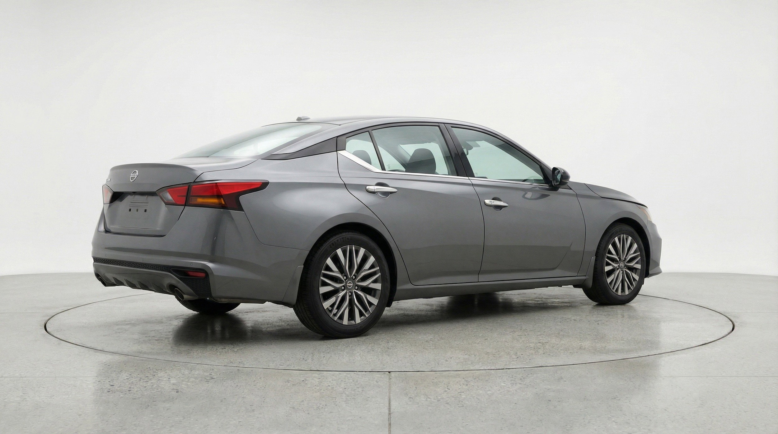 Thumbnail: 2025 Nissan Altima - 9