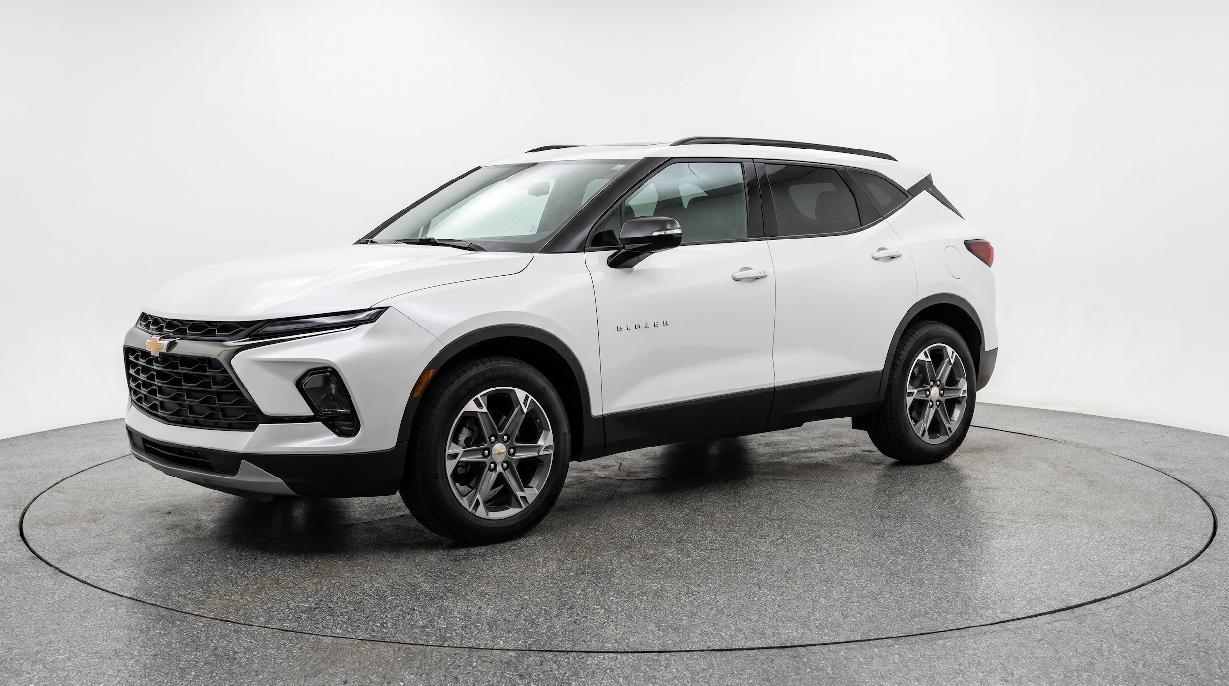 Thumbnail: 2025 Chevrolet Blazer - 3