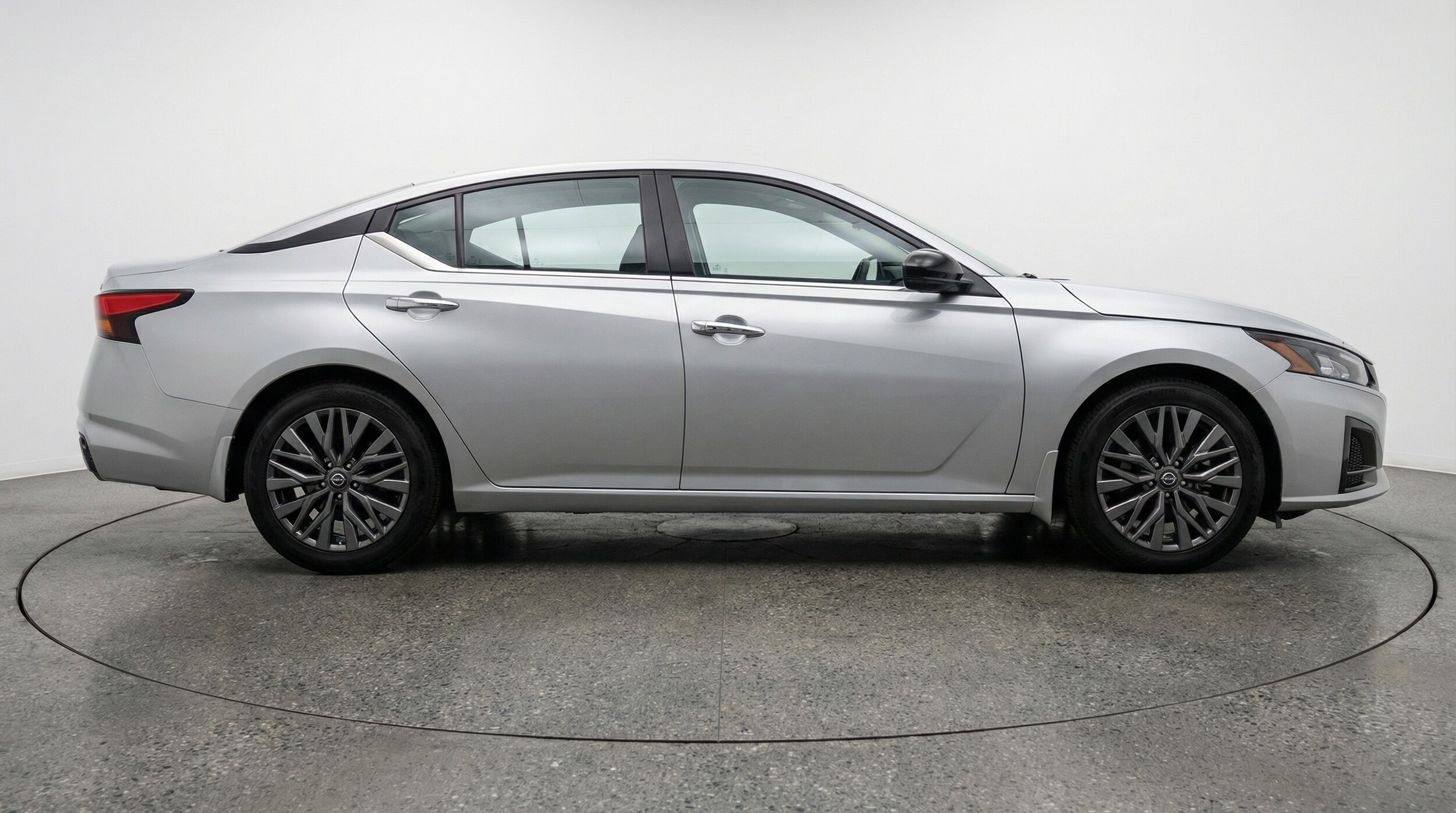 Thumbnail: 2025 Nissan Altima - 8