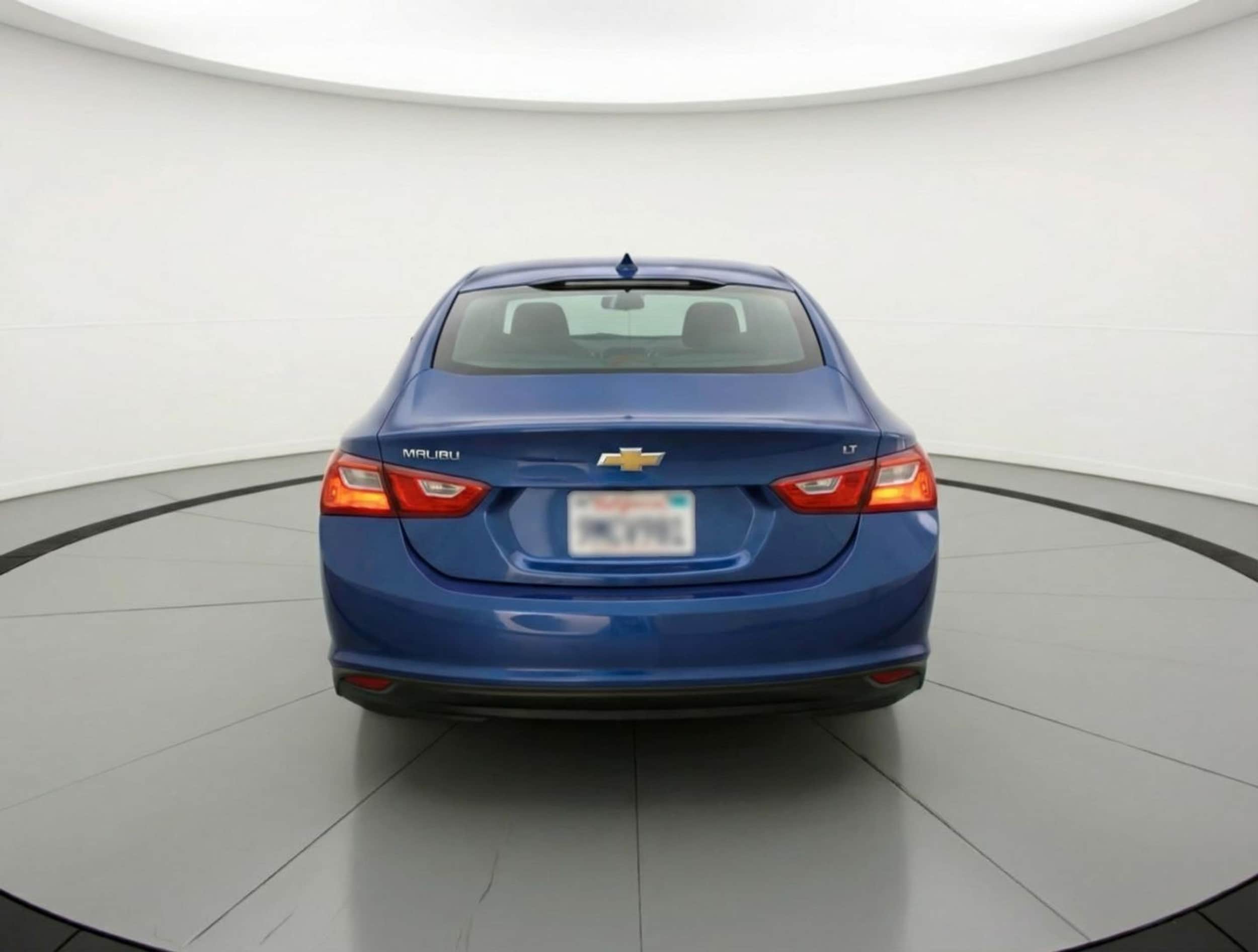 Thumbnail: 2024 Chevrolet Malibu - 6