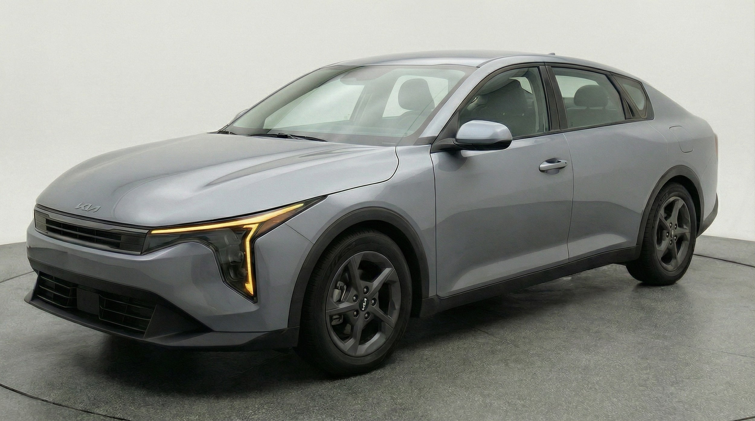 Thumbnail: 2025 Kia K4 - 3