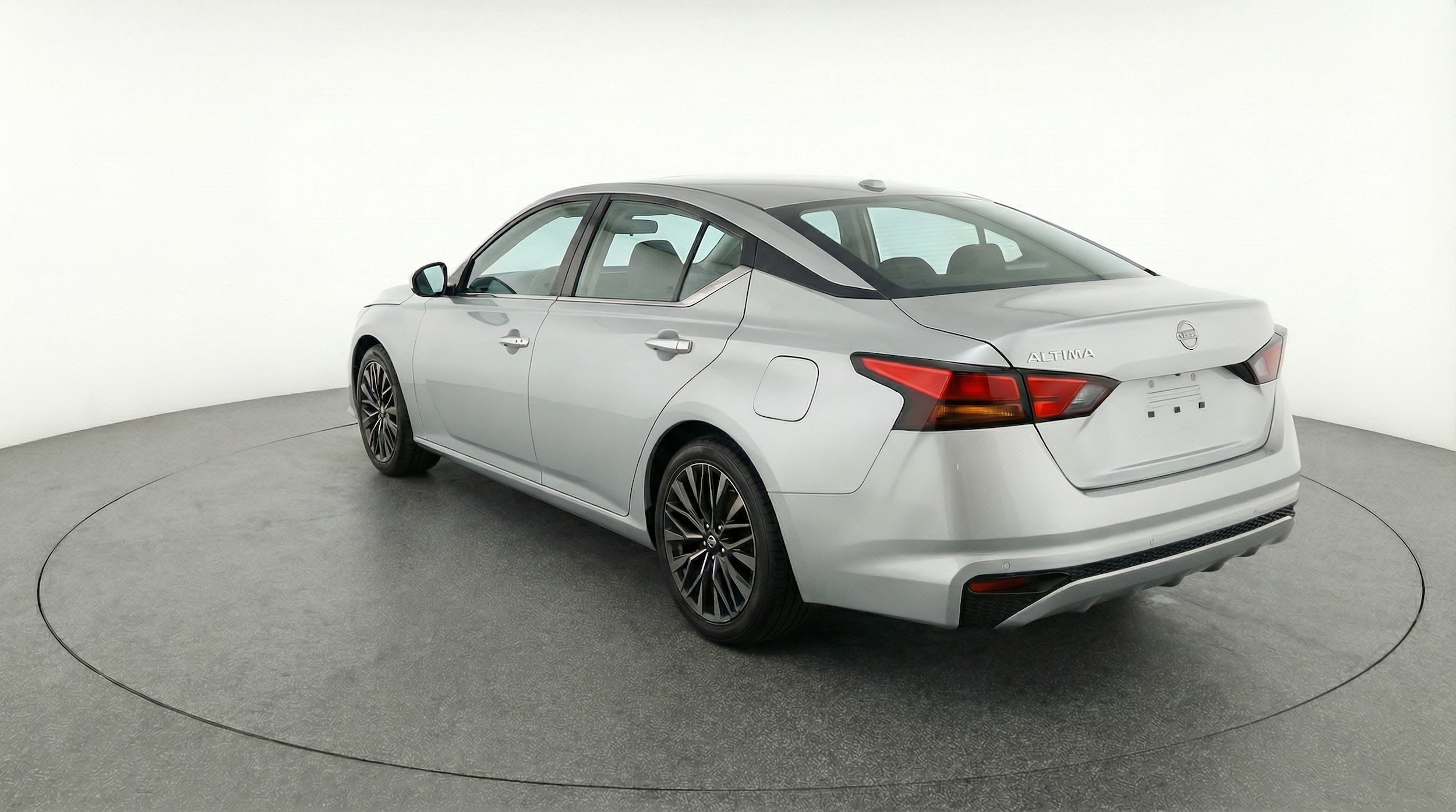 Thumbnail: 2025 Nissan Altima - 5