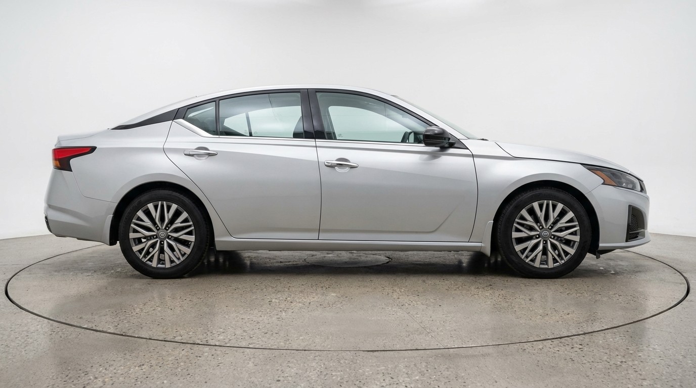 Thumbnail: 2025 Nissan Altima - 8