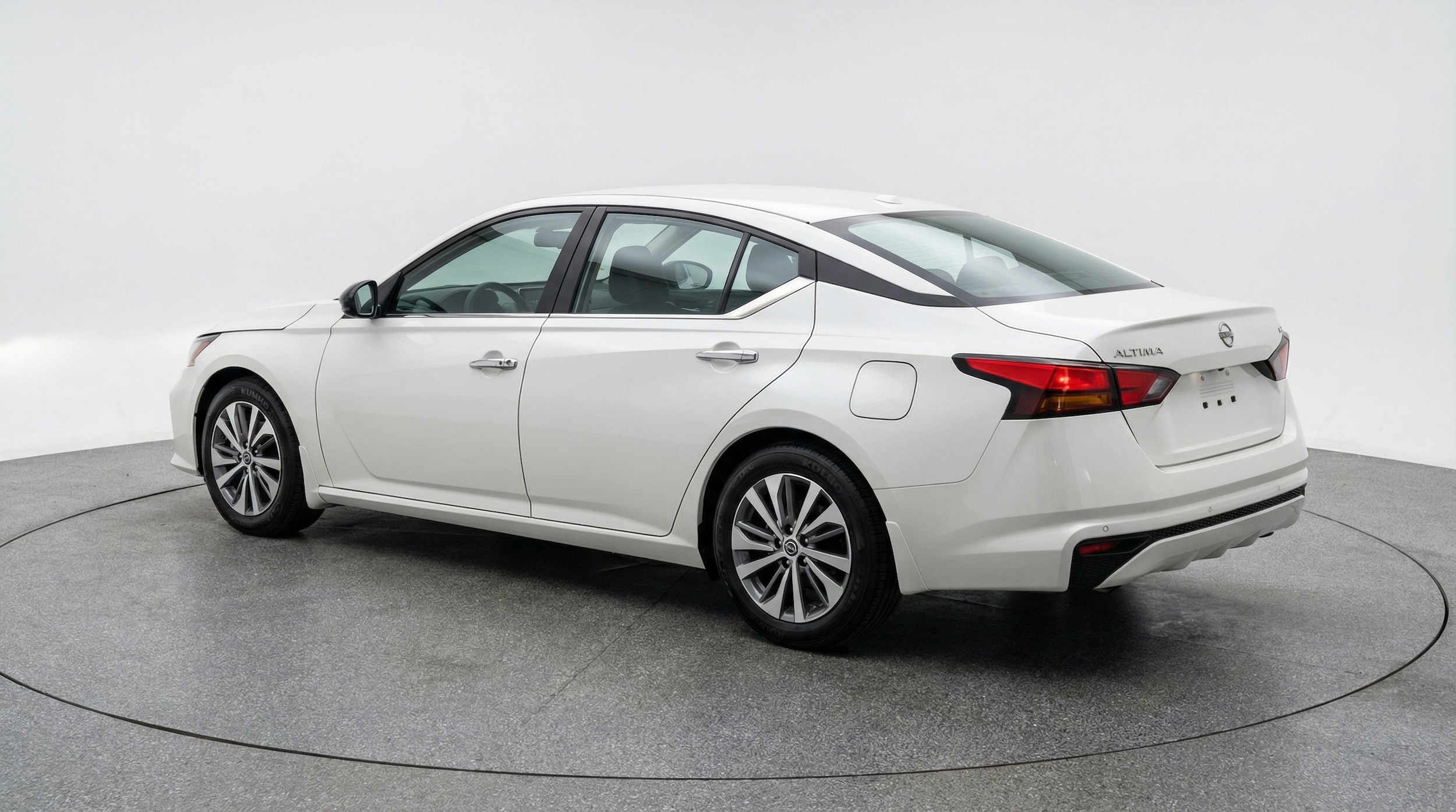 Thumbnail: 2025 Nissan Altima - 5