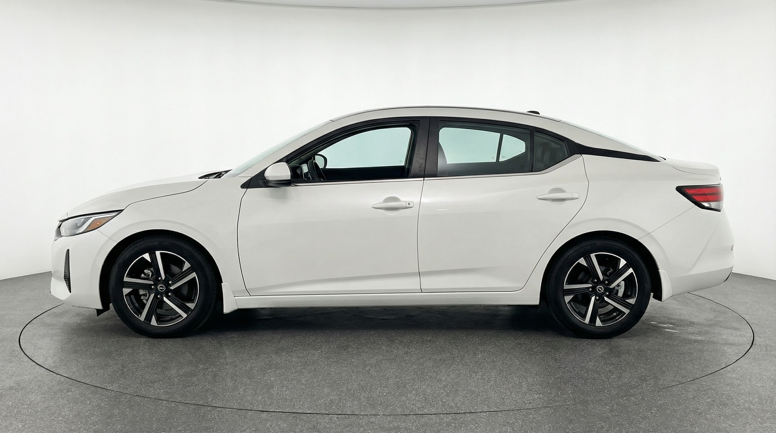 Thumbnail: 2025 Nissan Sentra - 4