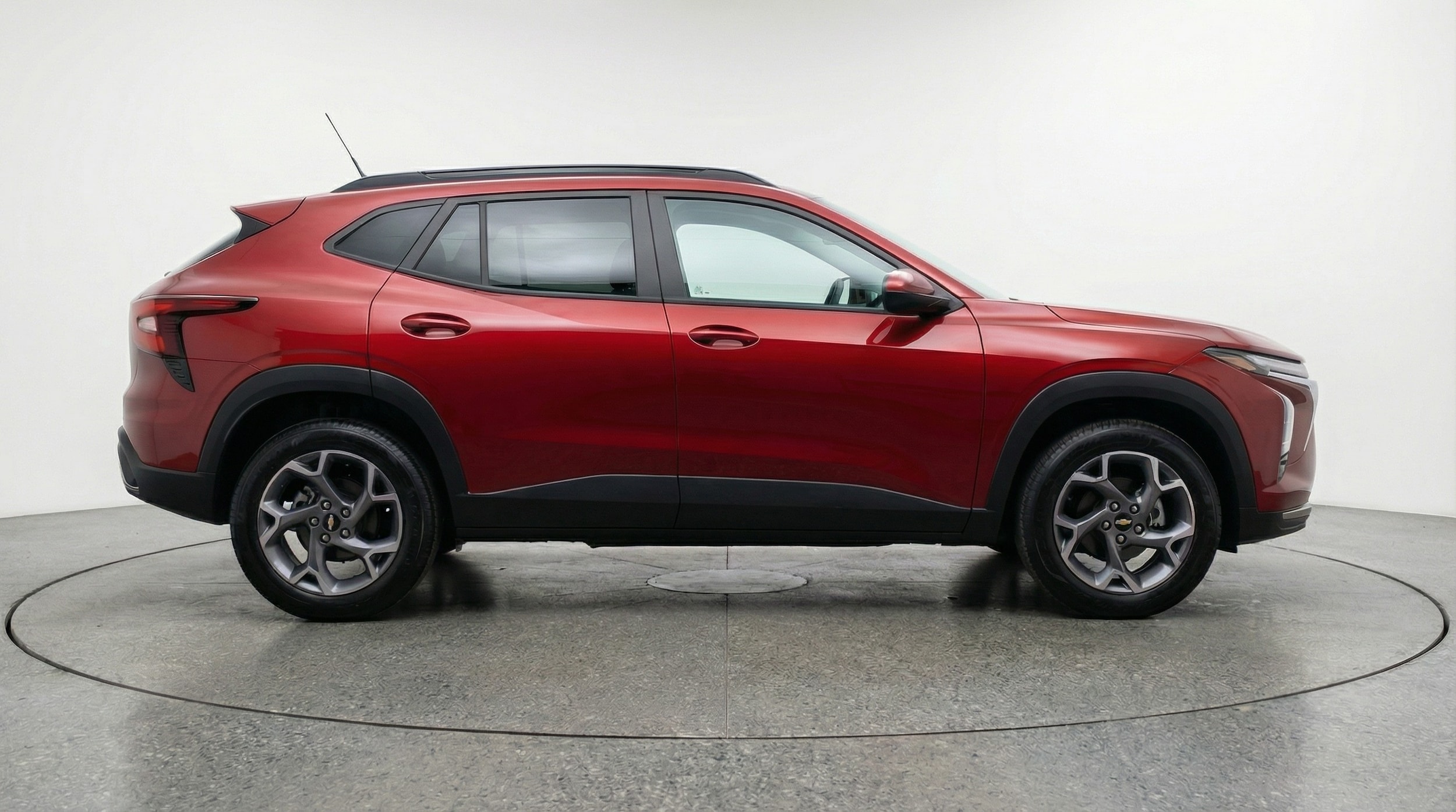 Thumbnail: 2025 Chevrolet Trax - 8