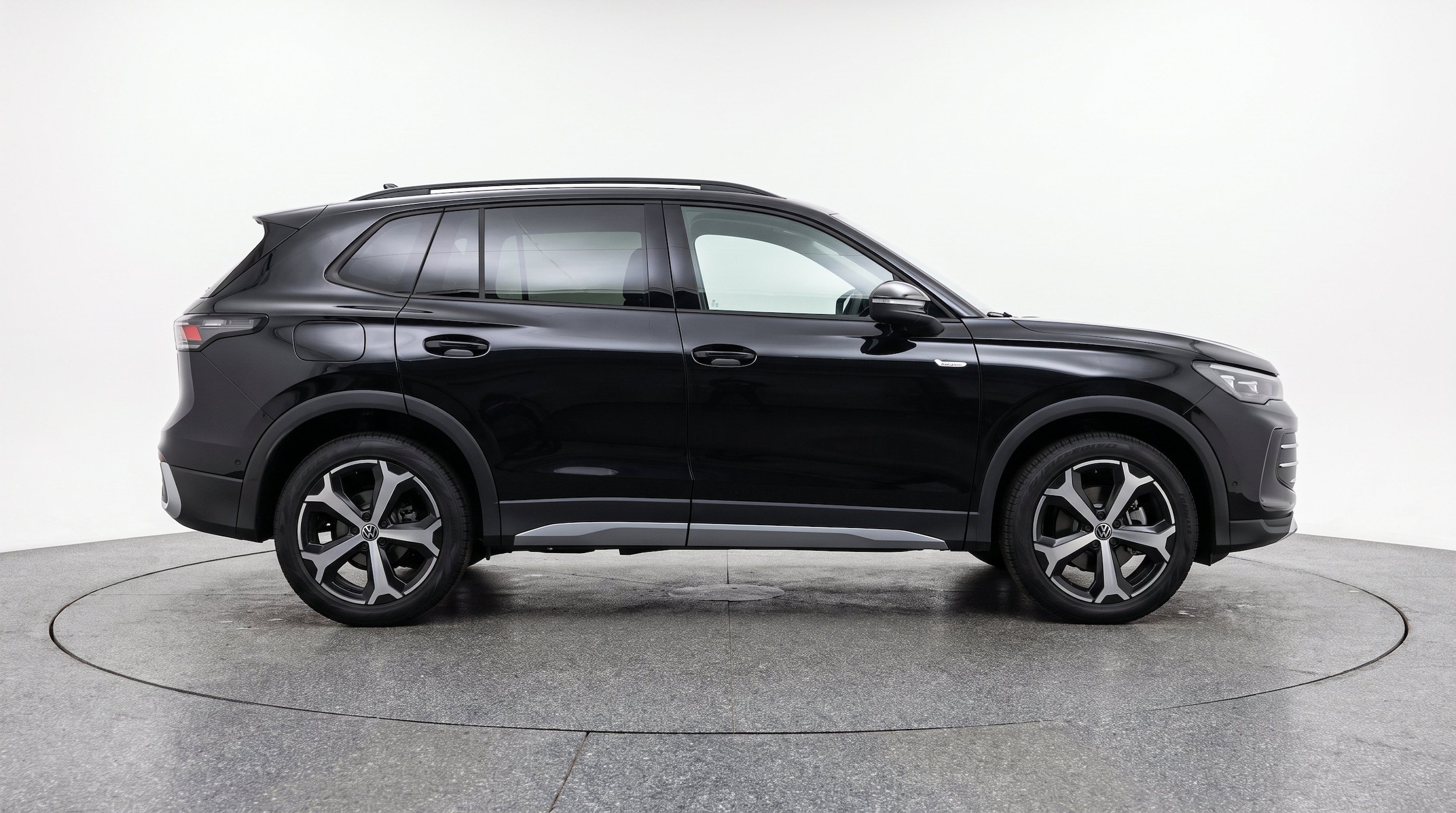 Thumbnail: 2026 Volkswagen Tiguan - 11