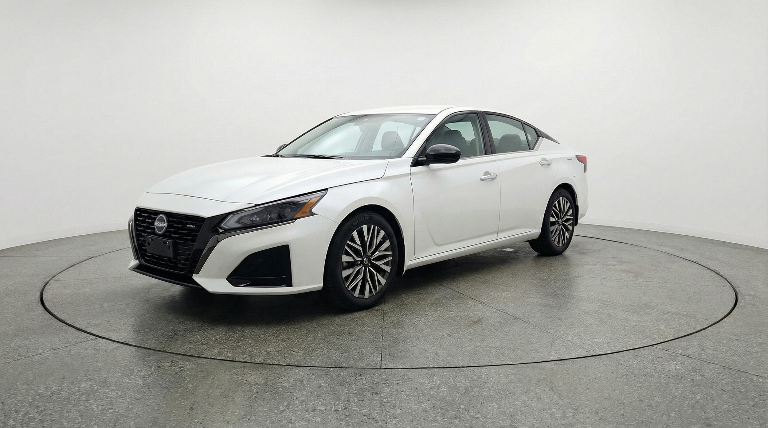 Thumbnail: 2025 Nissan Altima - 3