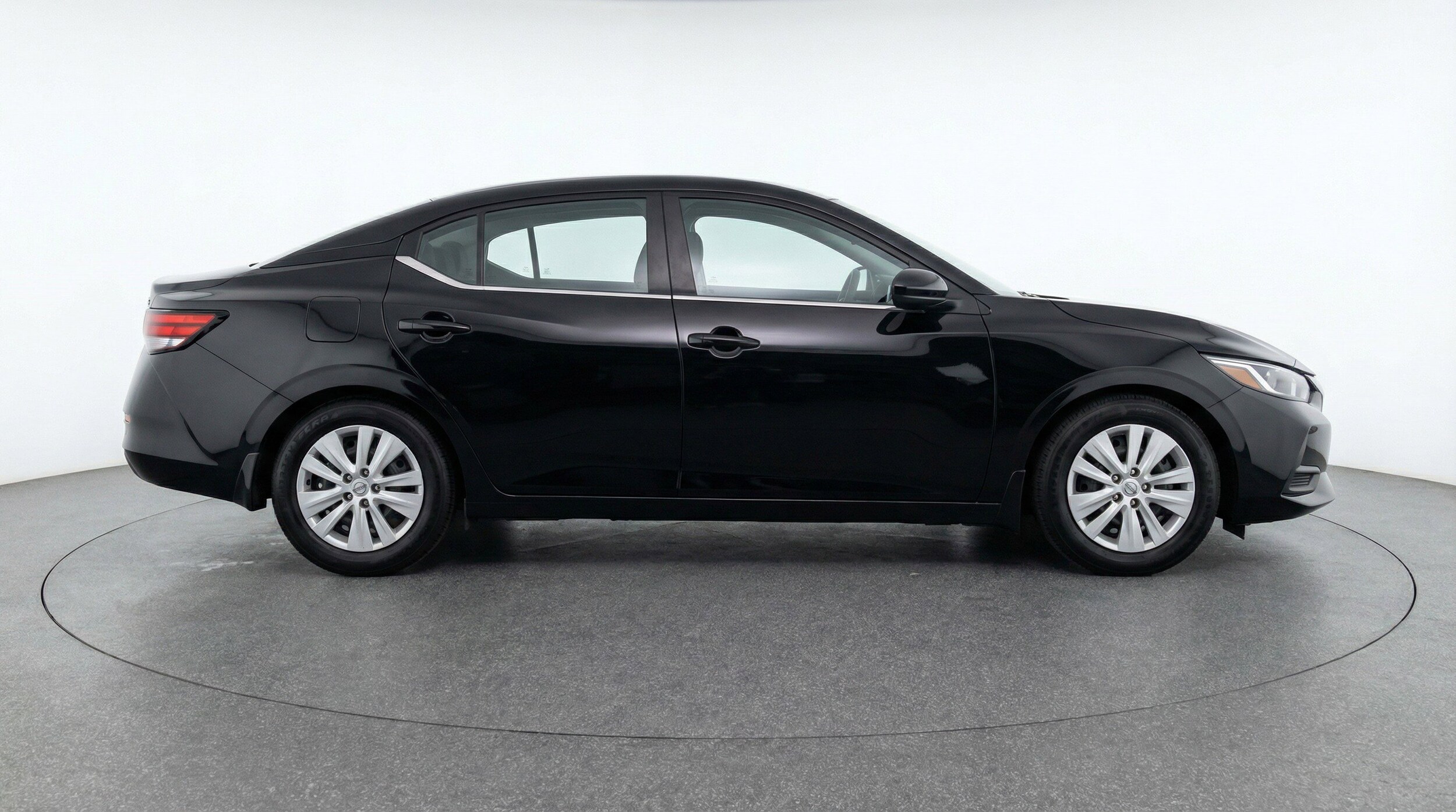 Thumbnail: 2025 Nissan Sentra - 11