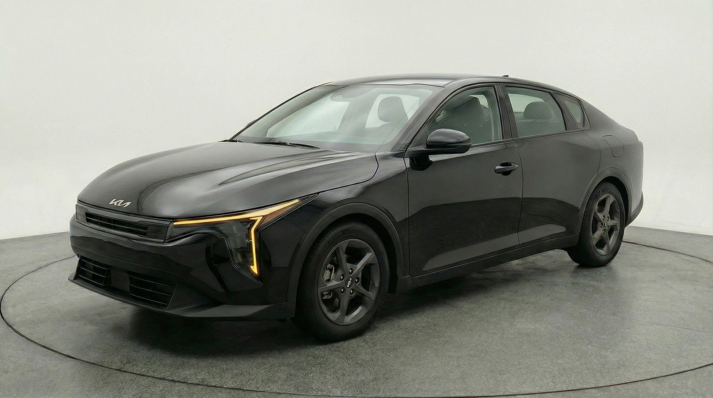 Thumbnail: 2025 Kia K4 - 3
