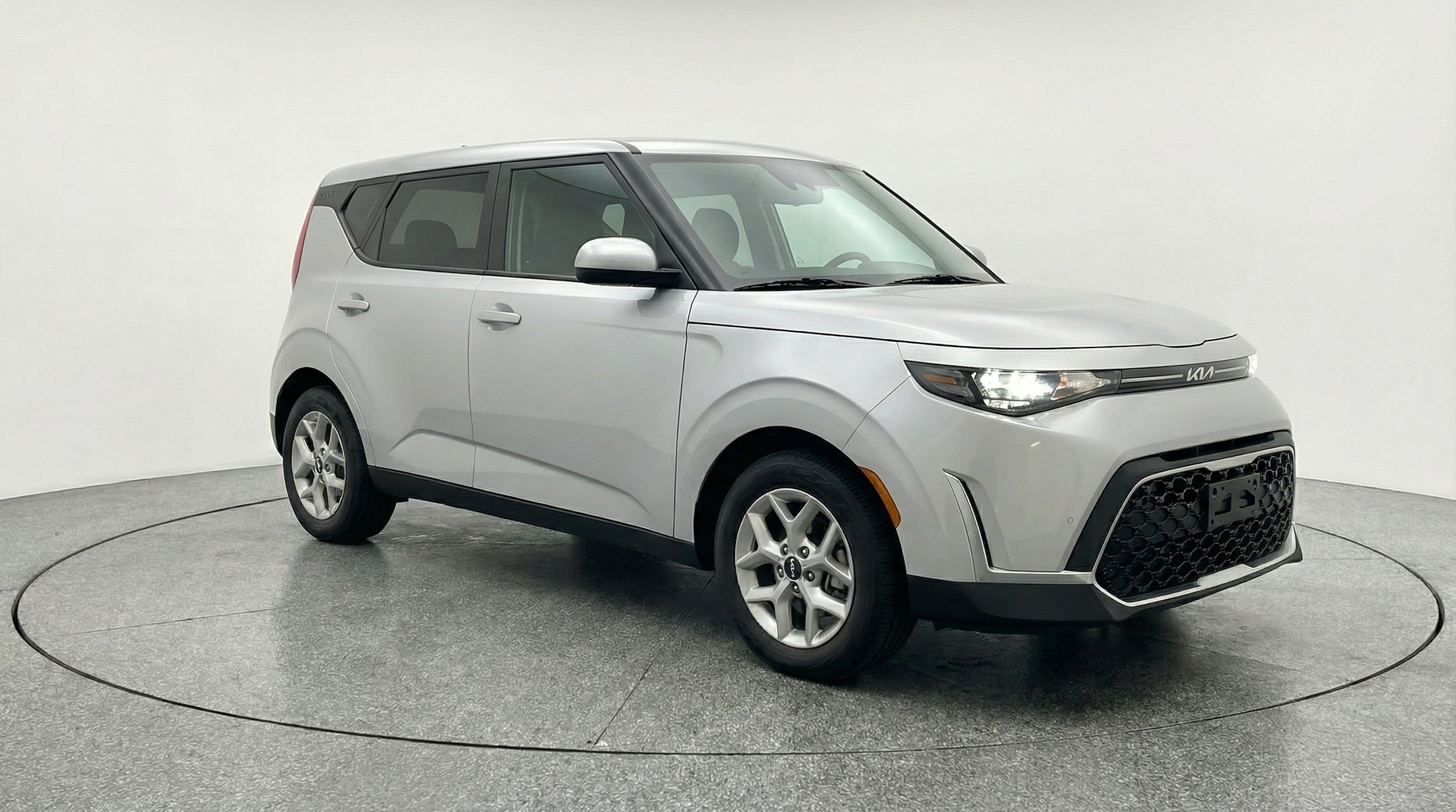 Thumbnail: 2025 Kia Soul - 1