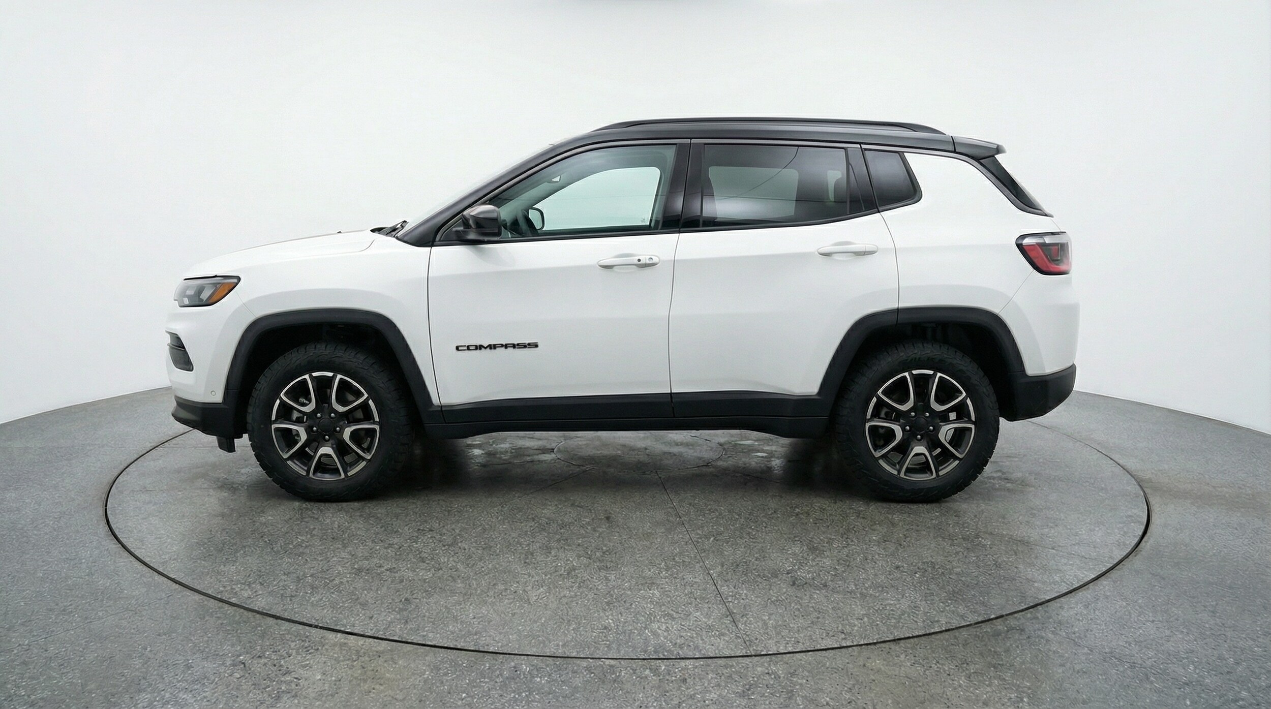 Thumbnail: 2025 Jeep Compass - 4
