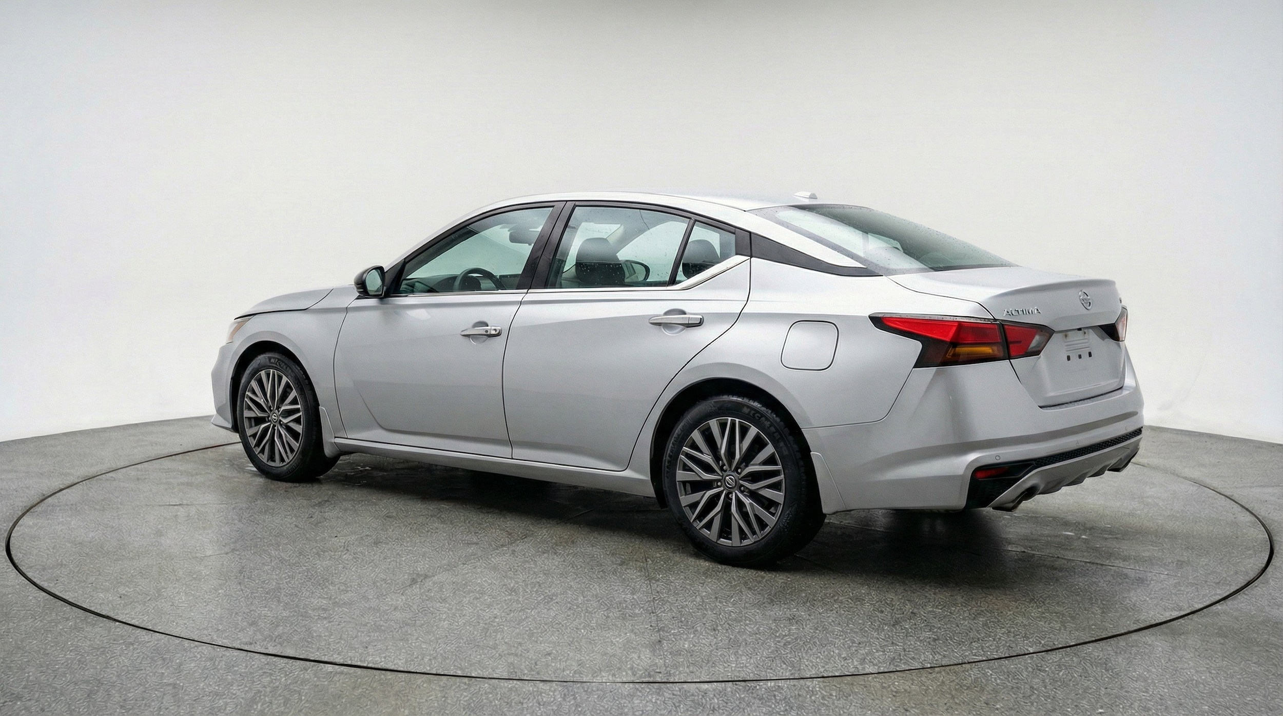 Thumbnail: 2025 Nissan Altima - 6