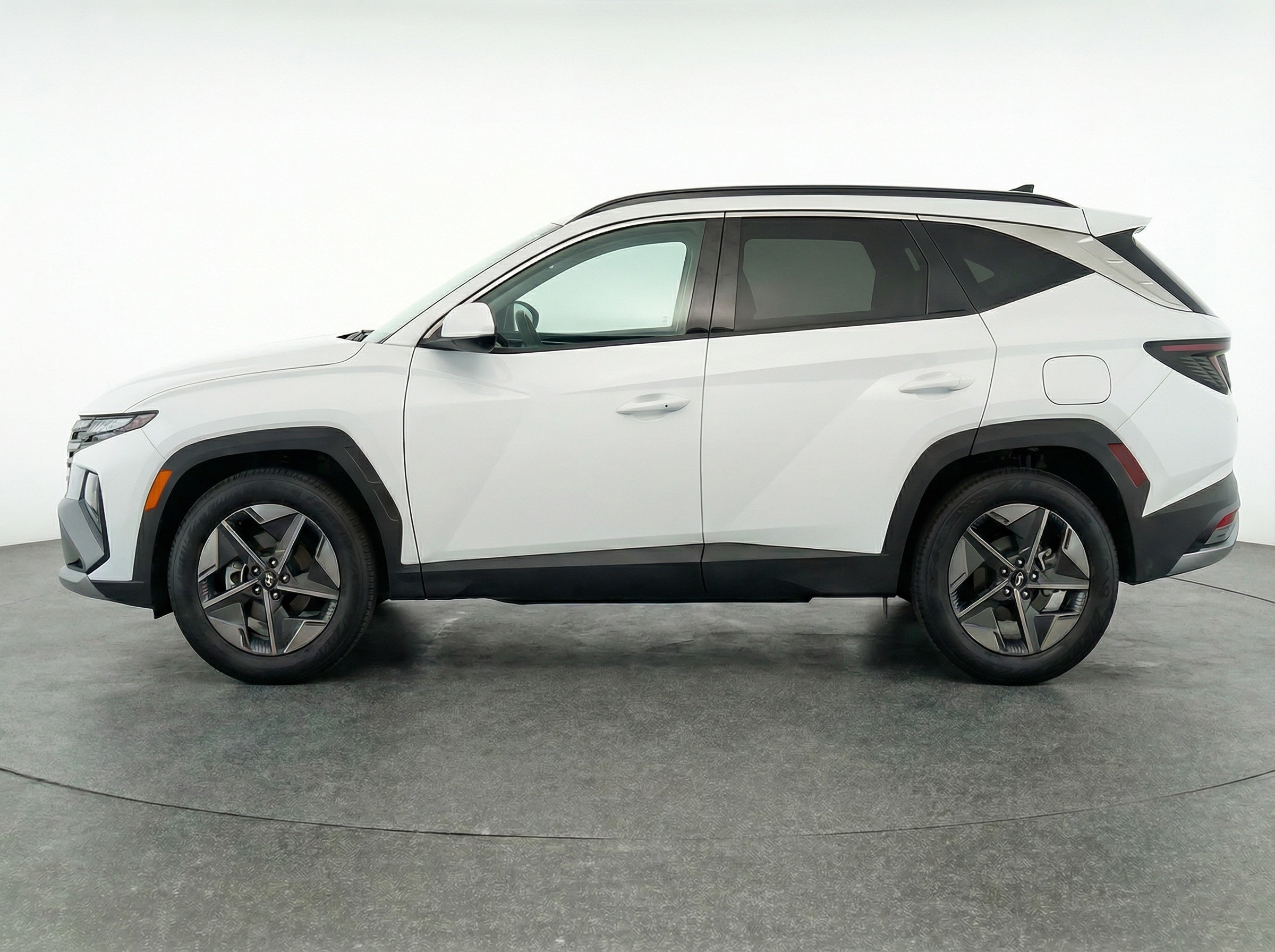 Thumbnail: 2025 Hyundai Tucson - 4