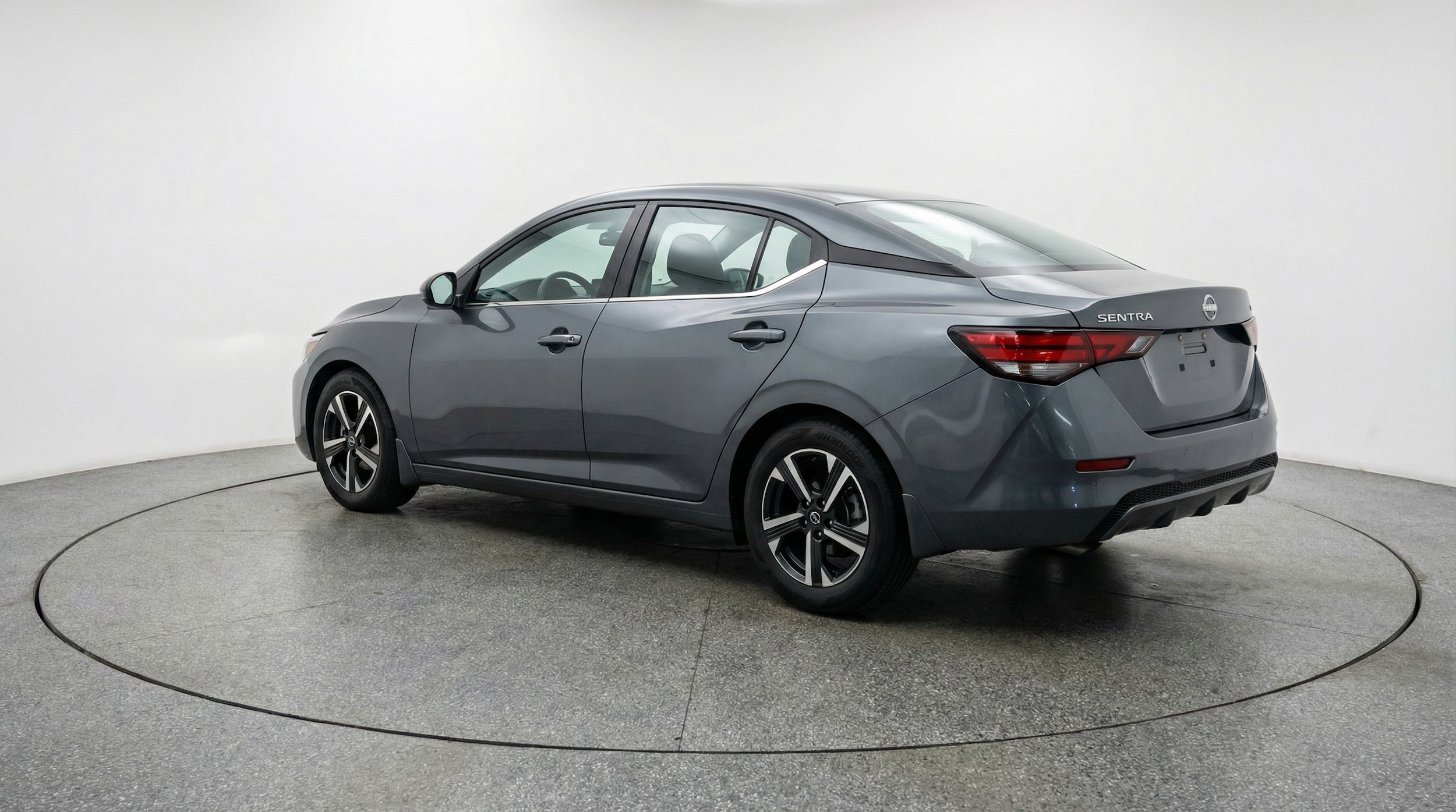 Thumbnail: 2025 Nissan Sentra - 5