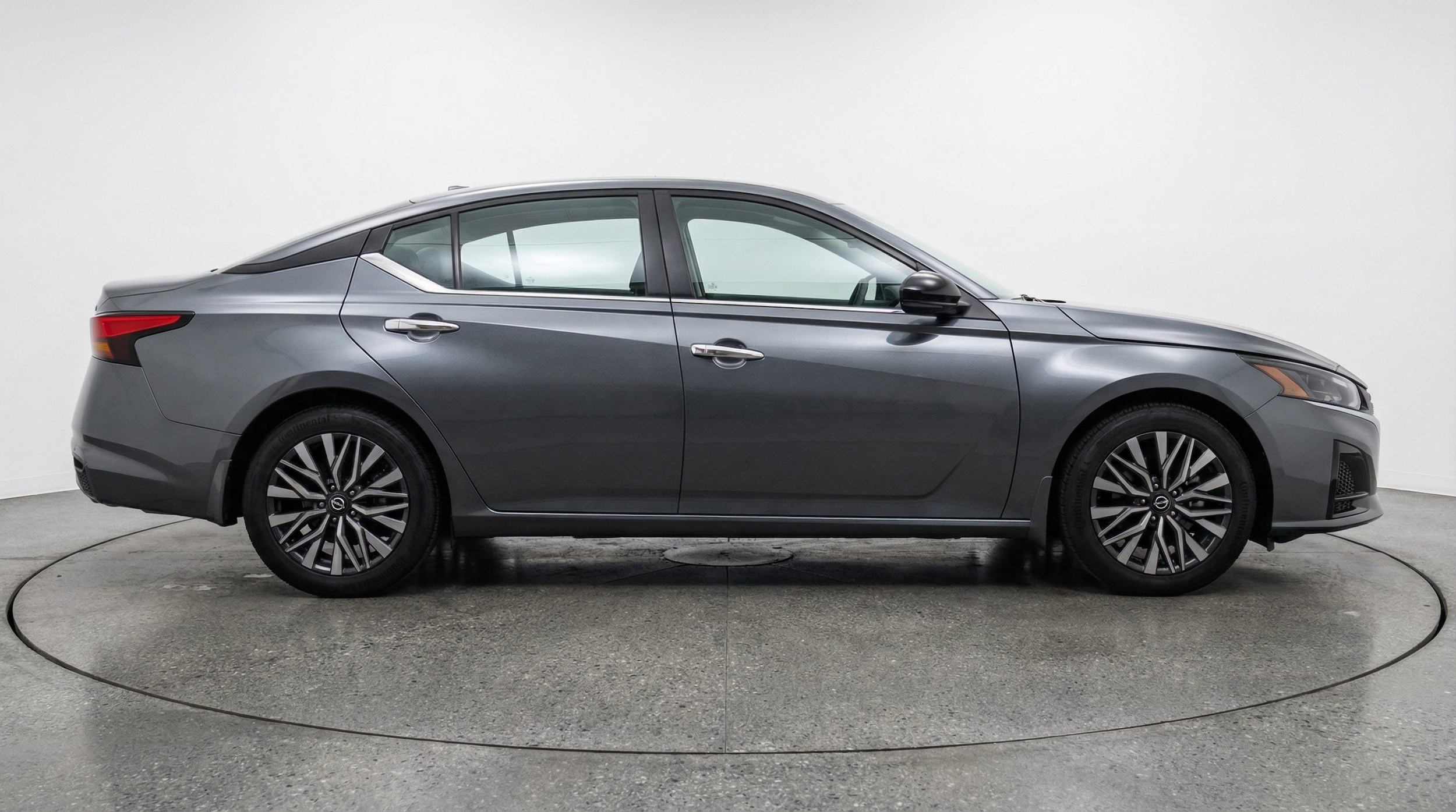 Thumbnail: 2025 Nissan Altima - 8