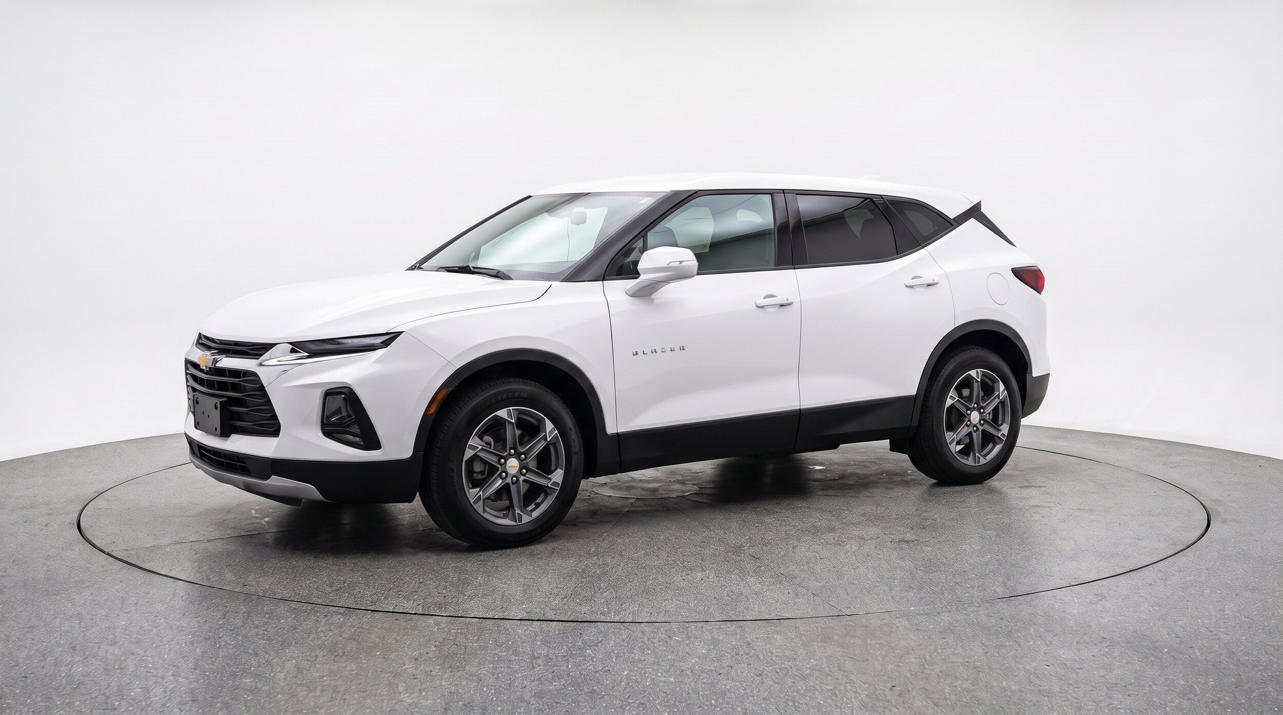 Thumbnail: 2026 Chevrolet Blazer - 3